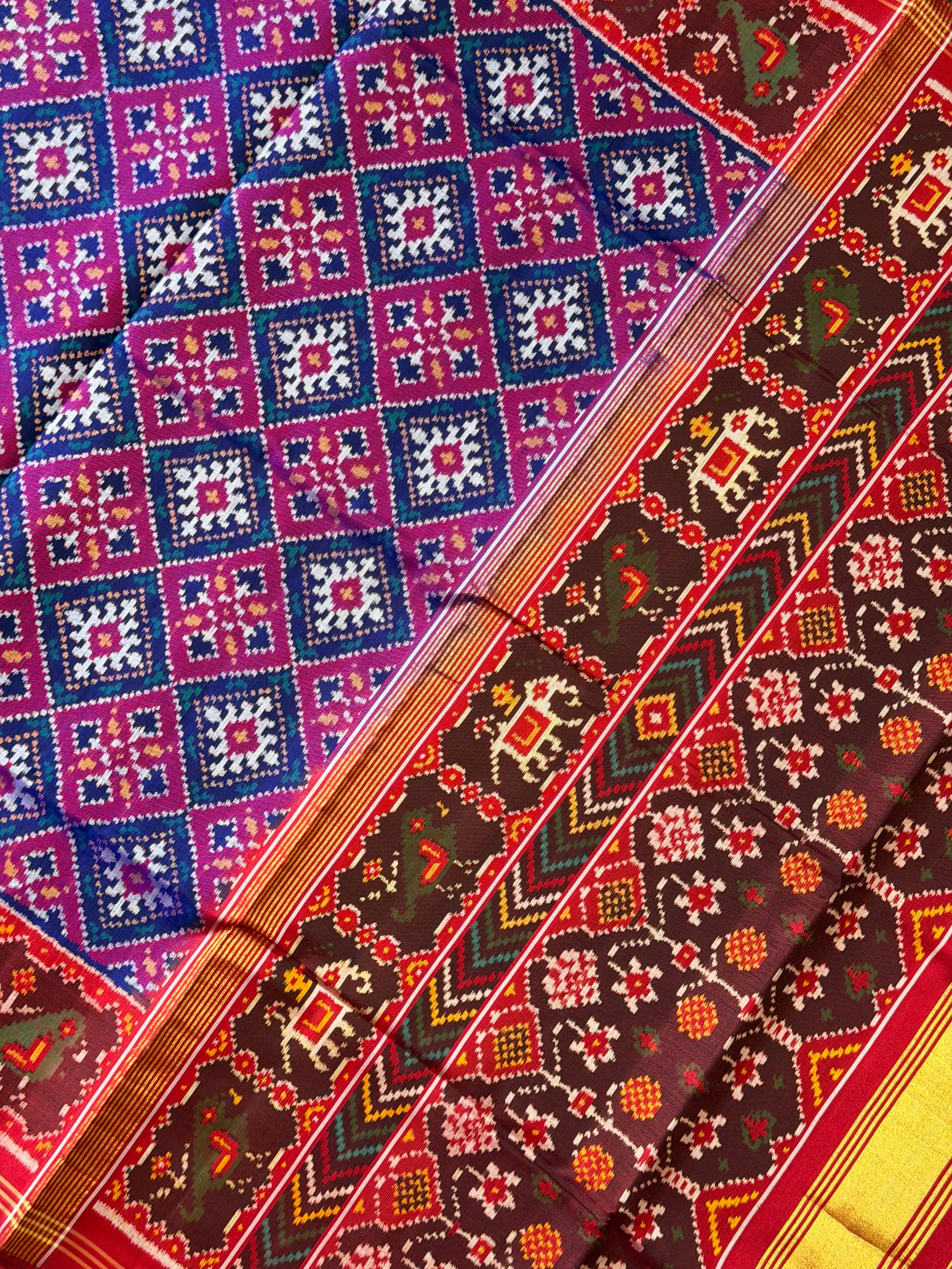 Pan-Chanda Traditional Design Handwoven Patola Silk Saree