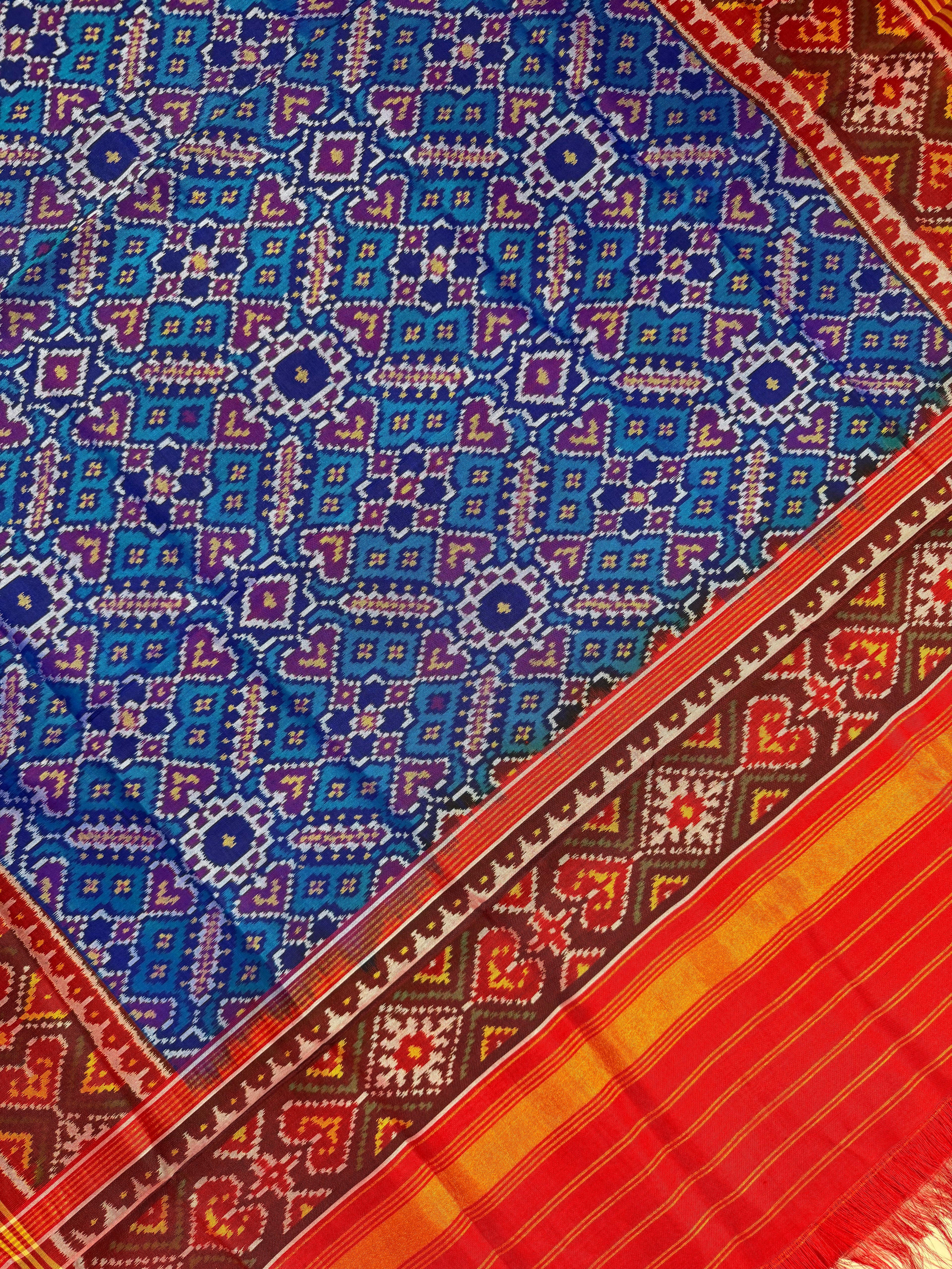 Manekchowk Traditional Design Handwoven Patola Dupatta