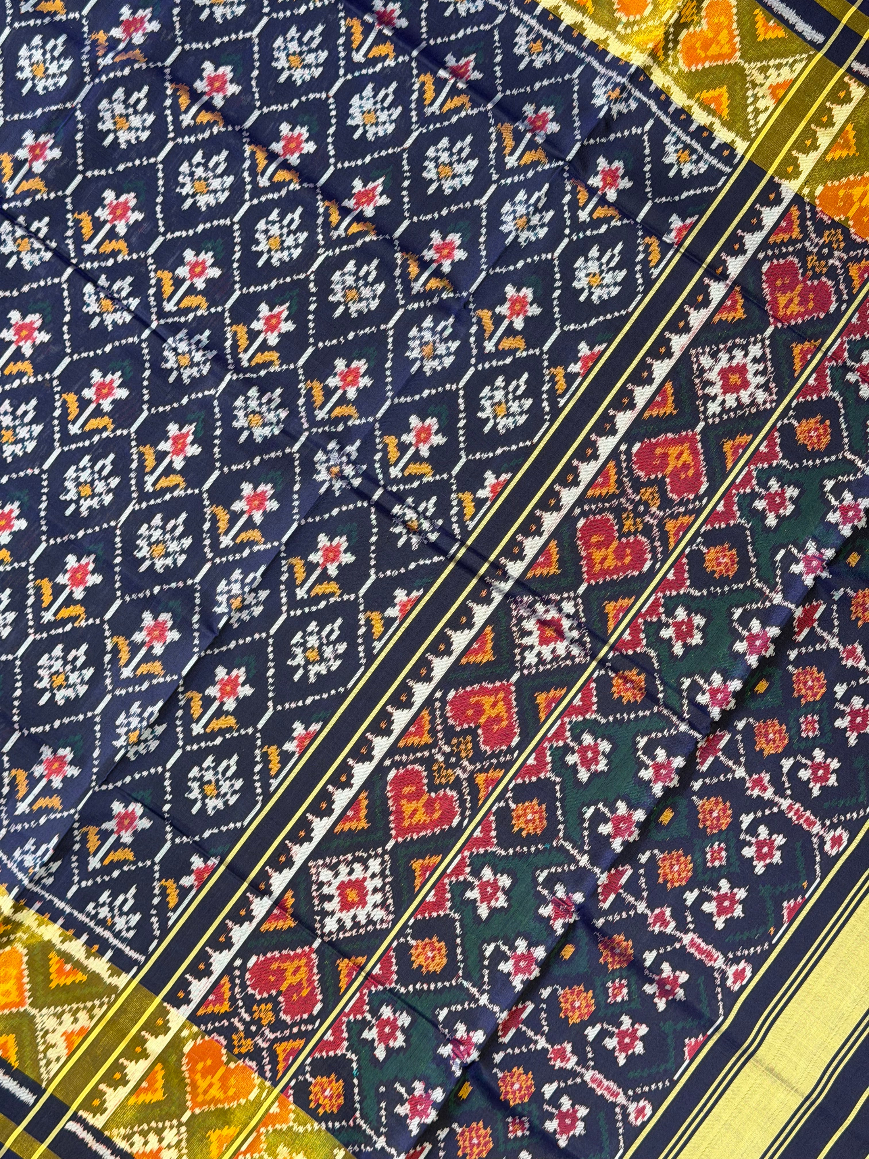 Flower Design Handwoven Patola Silk Saree