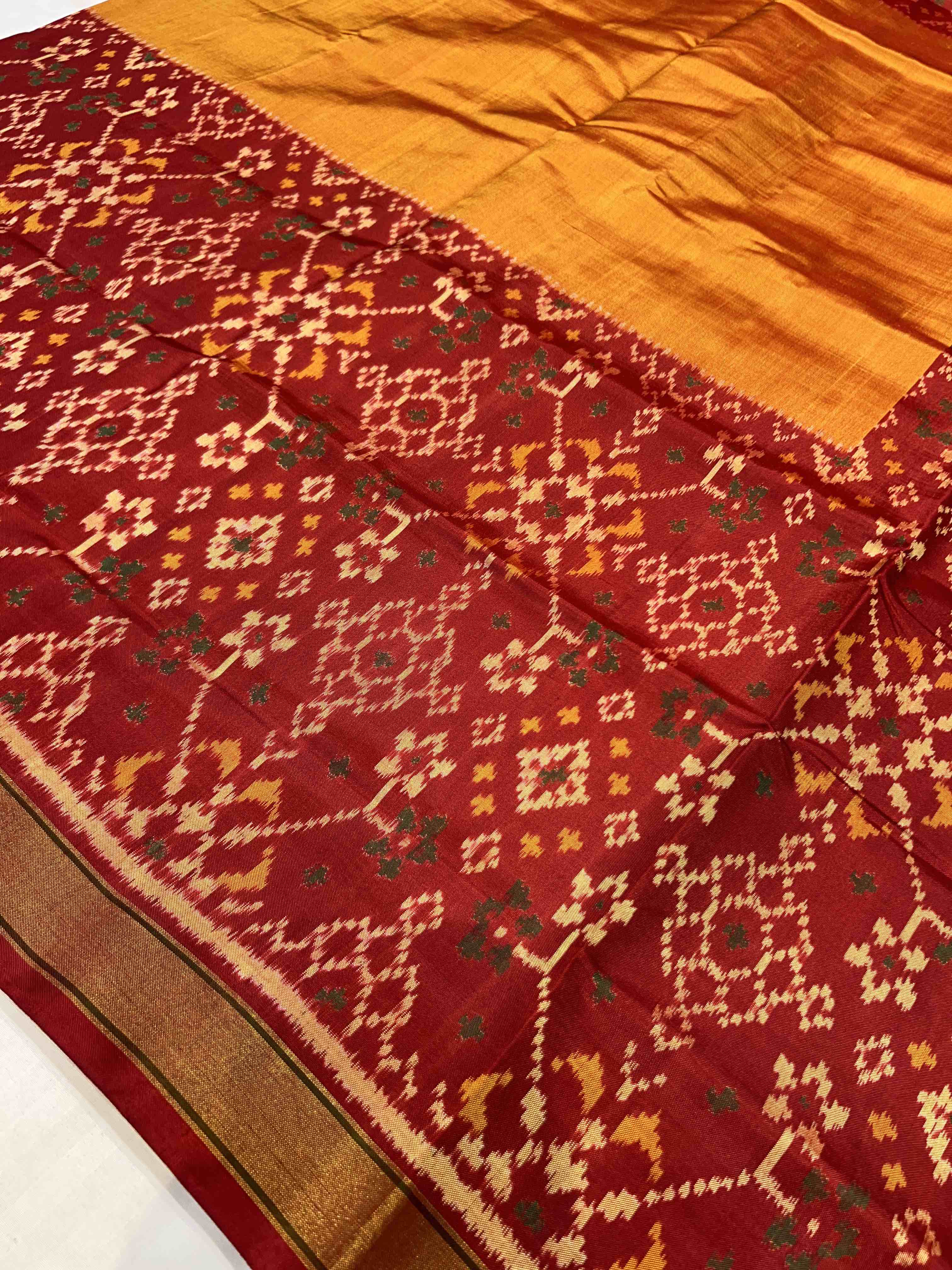 Handwoven Patola Silk Saree Scut Border Navratna