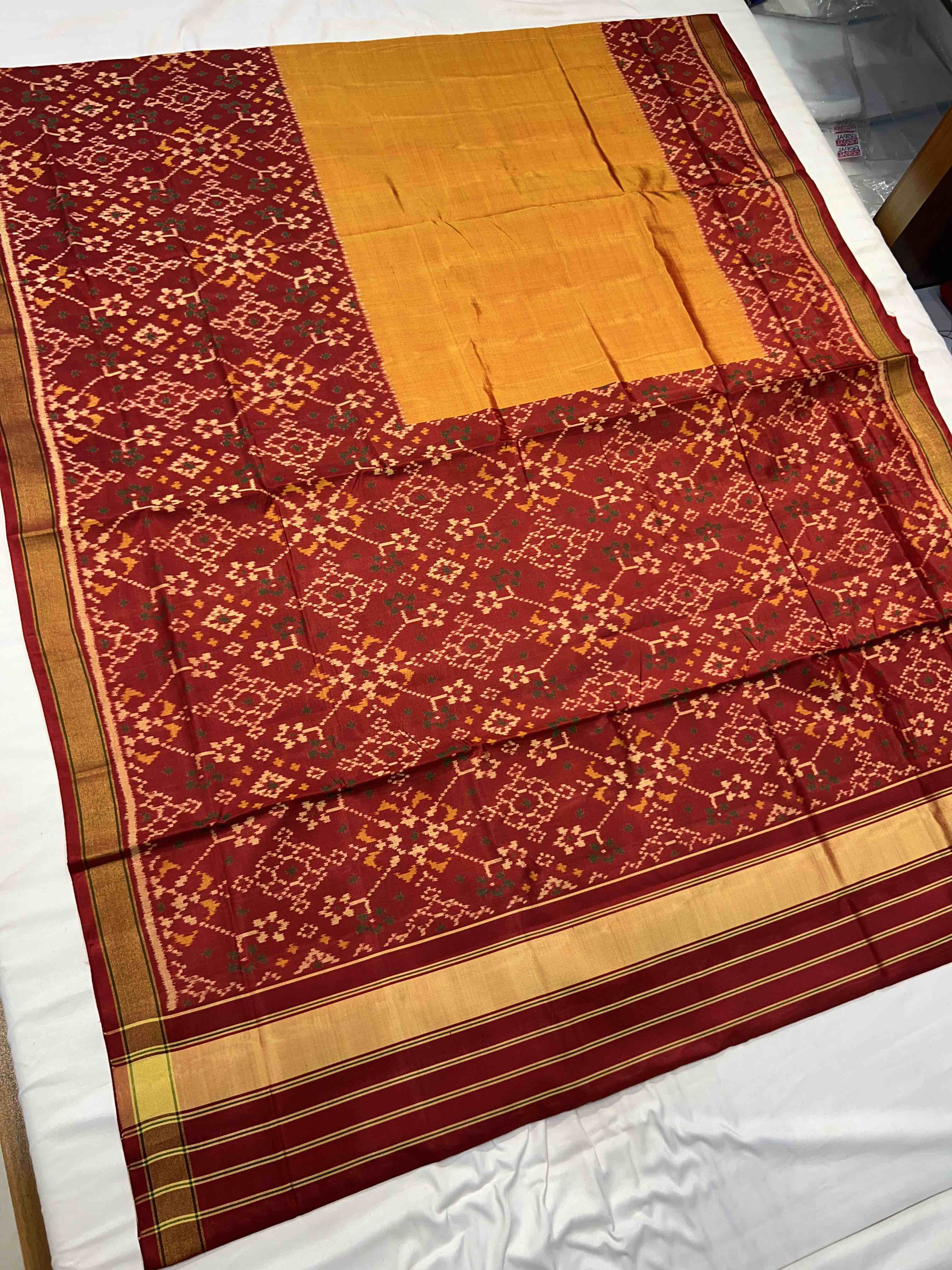 Handwoven Patola Silk Saree Scut Border Navratna
