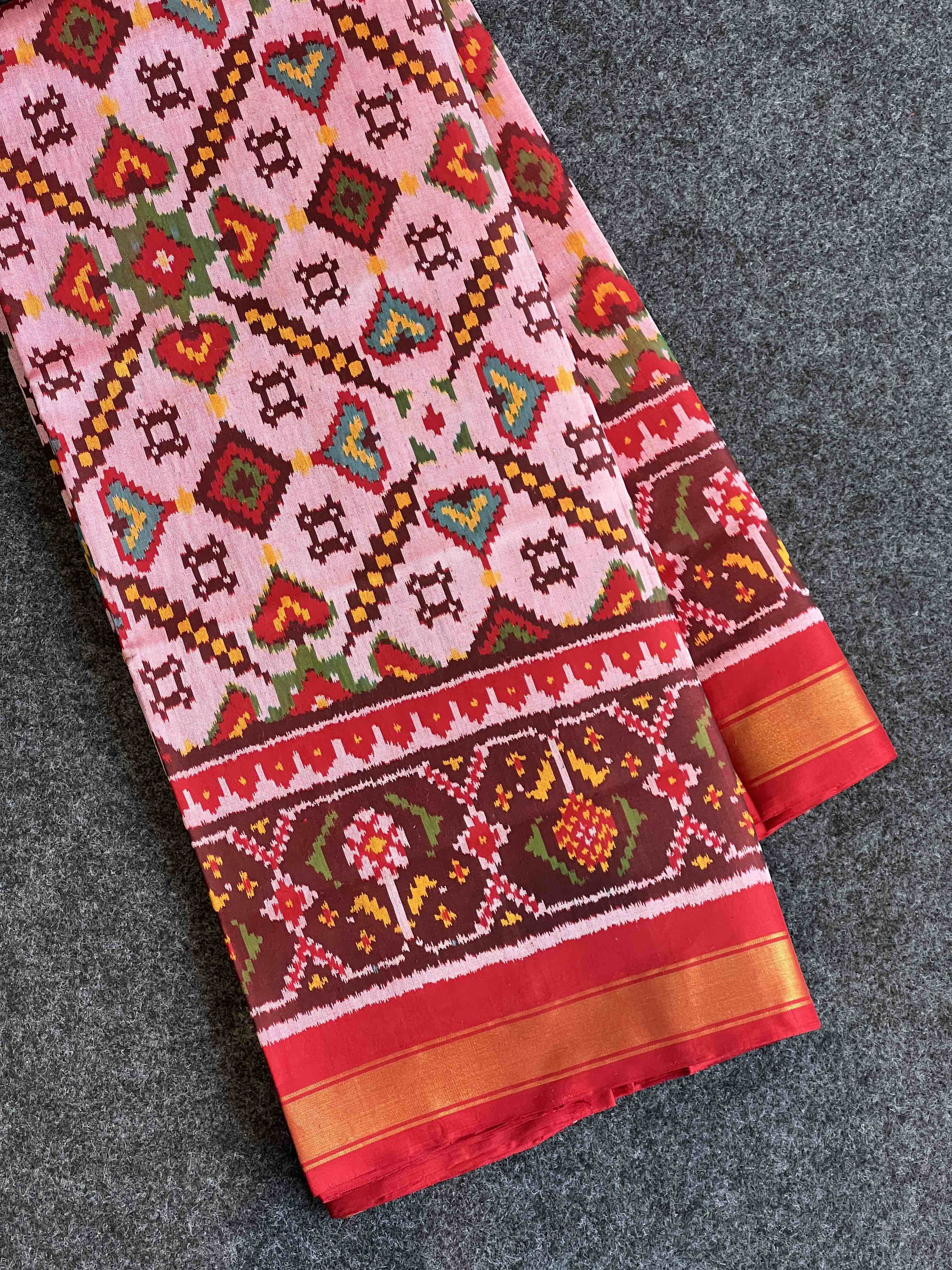 Handwoven Patola Silk Saree ManekChowk OFF WHITE Main image