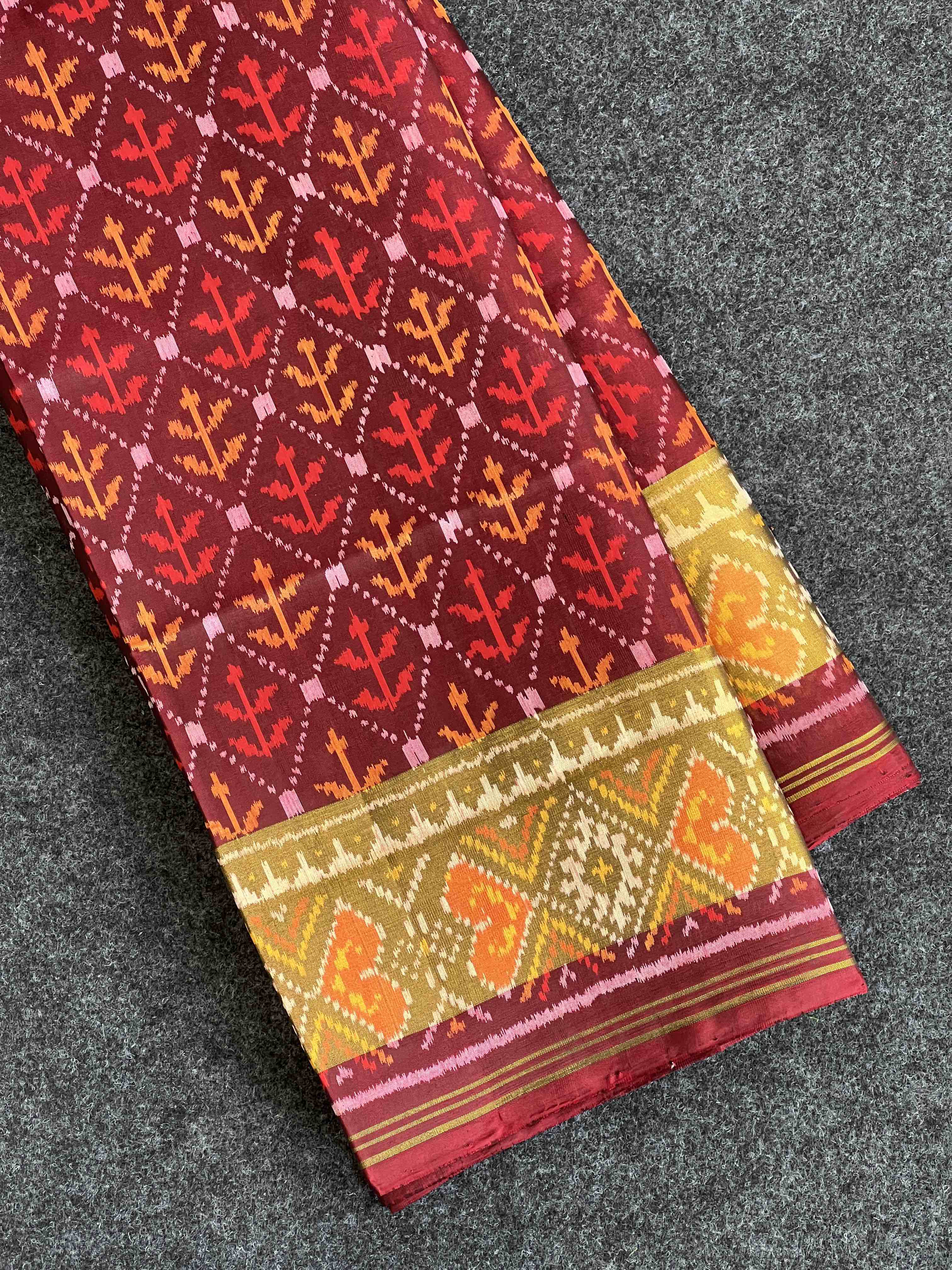 Handwoven Patola Silk Saree Maroon Traditional Main image