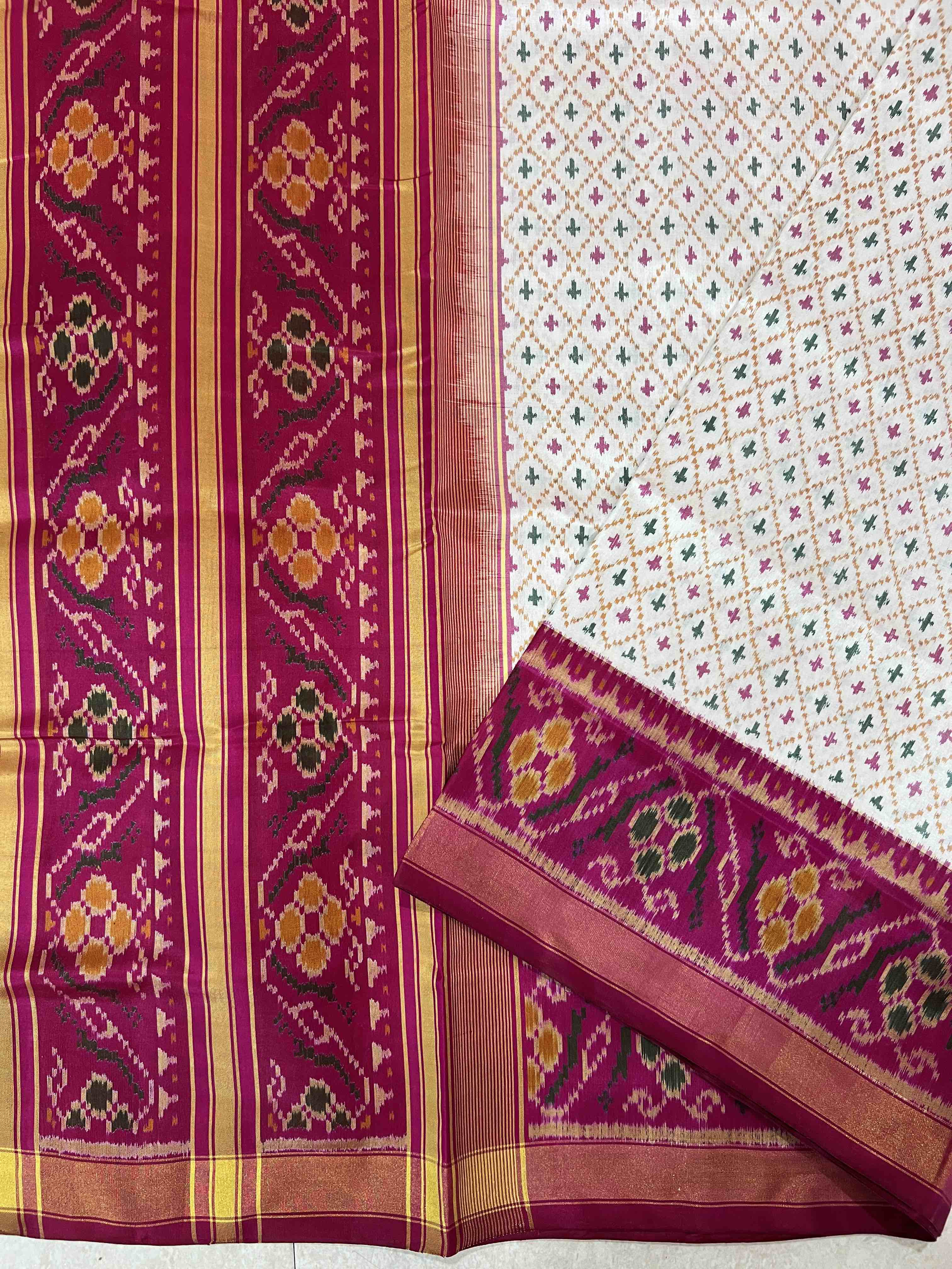 Handwoven Patola Silk Saree Traditional Daliya Bhat