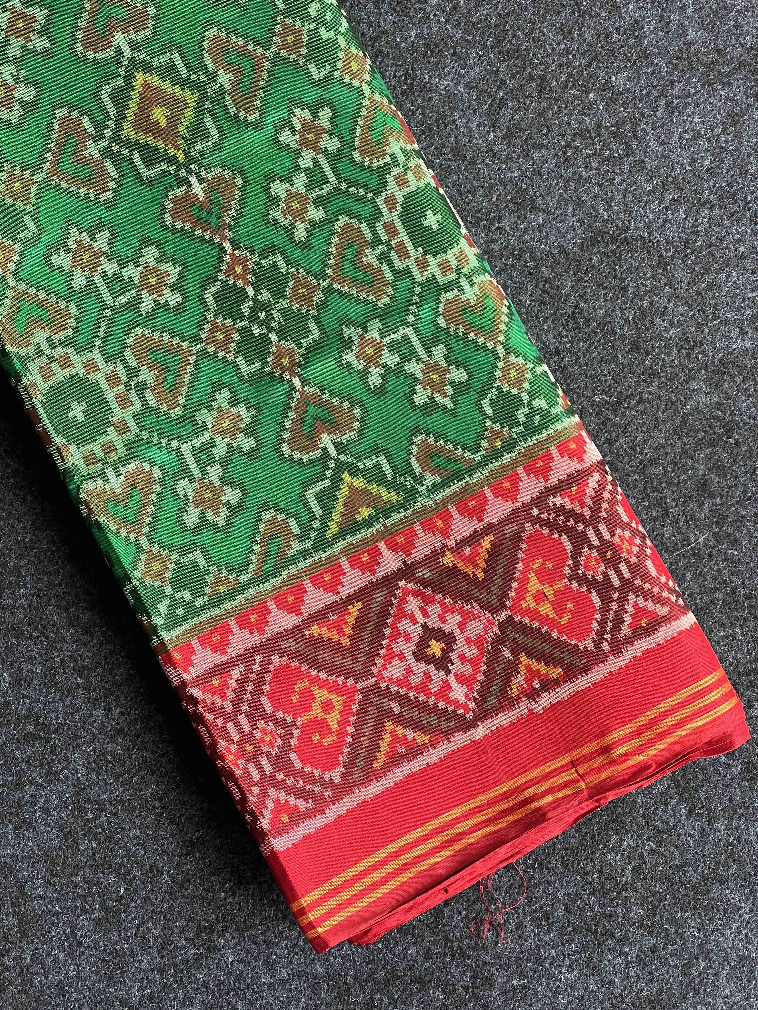 Handwoven Patola Silk Saree Navratna Manekchowk Mix Main image