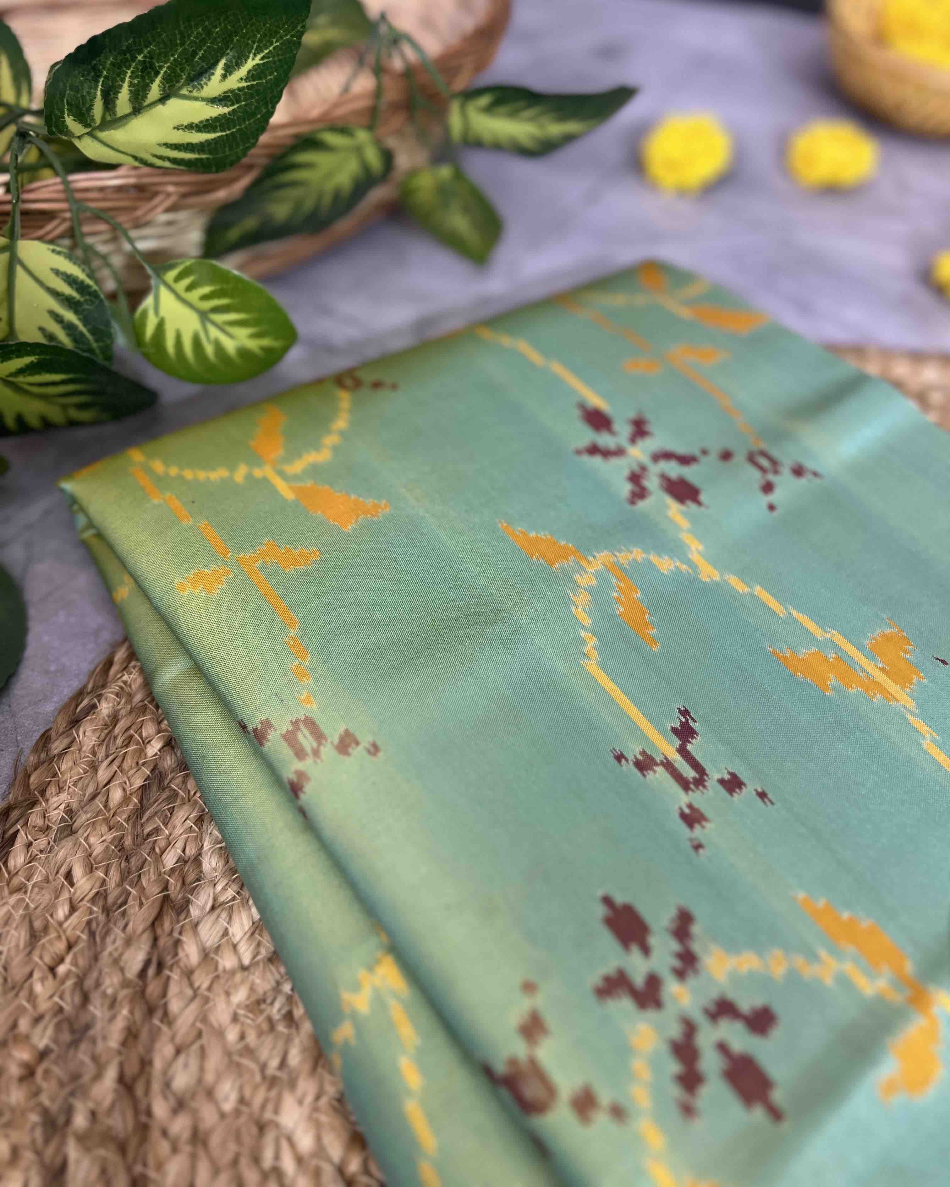 Fancy Design Handwoven Patola Silk Saree