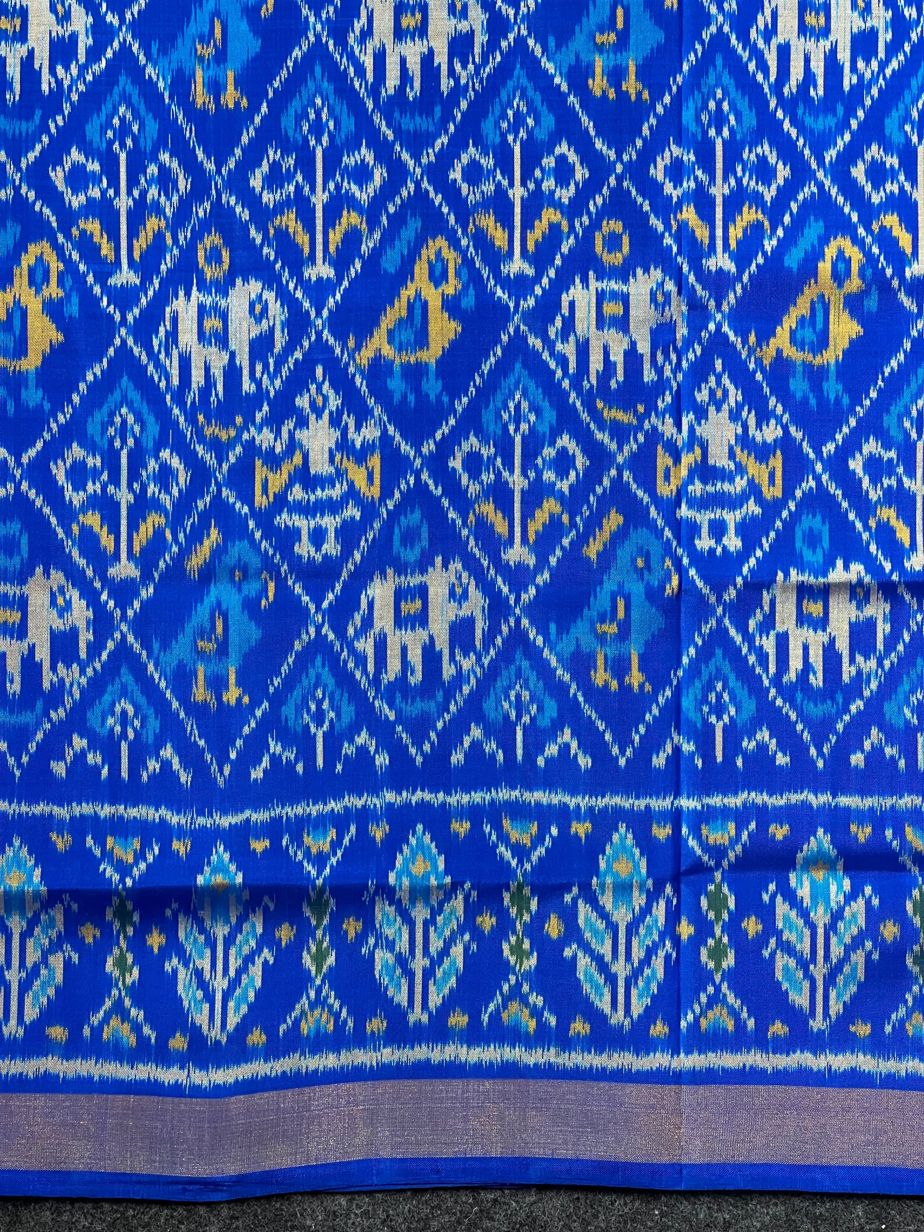 Narikunj Traditional Design Handwoven Patola Silk Saree
