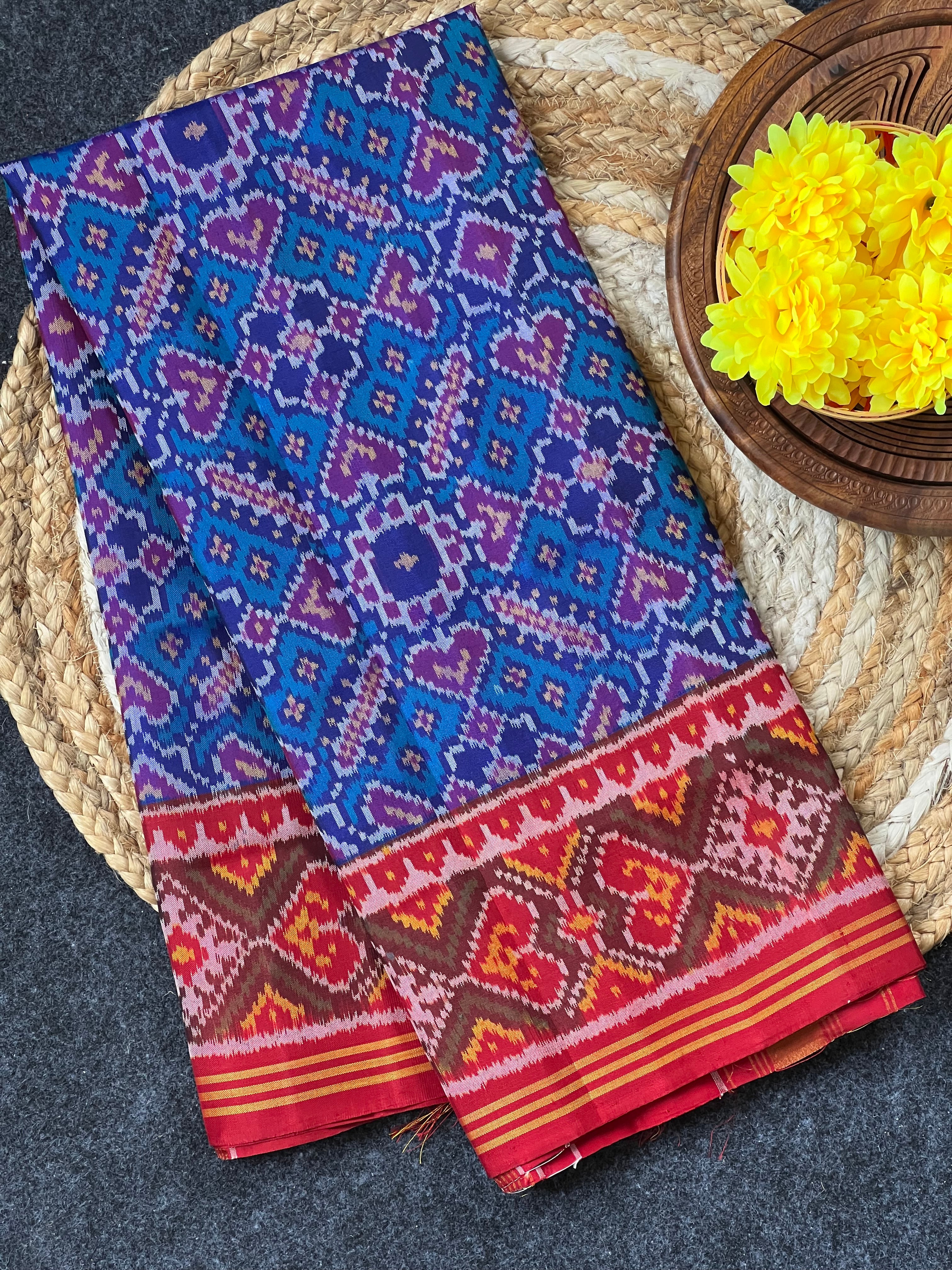 Blue Manekchowk Traditional Design Handwoven Patola Dupatta