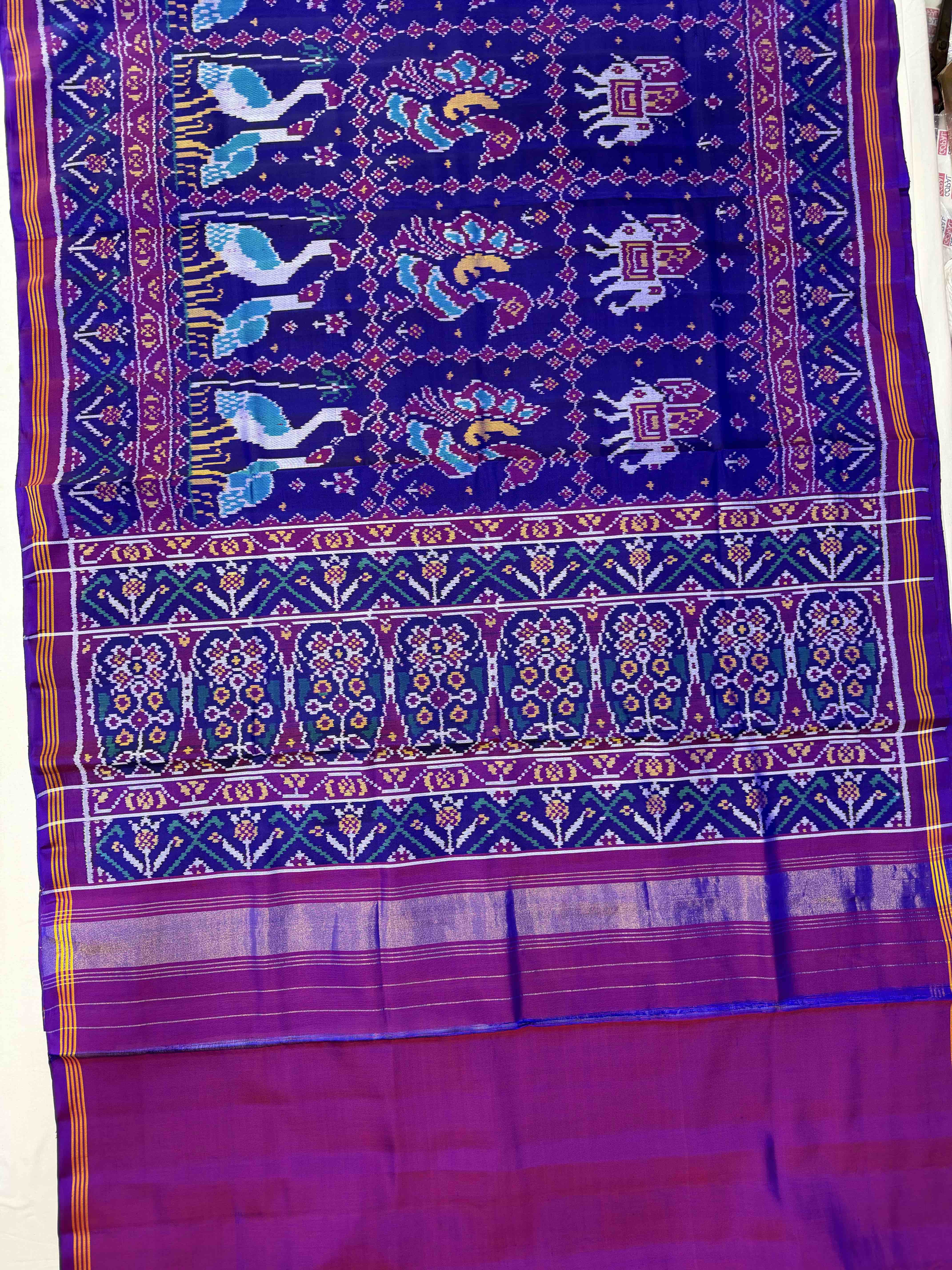 Big Motifs Design Handwoven Patola Silk Saree Secondary image