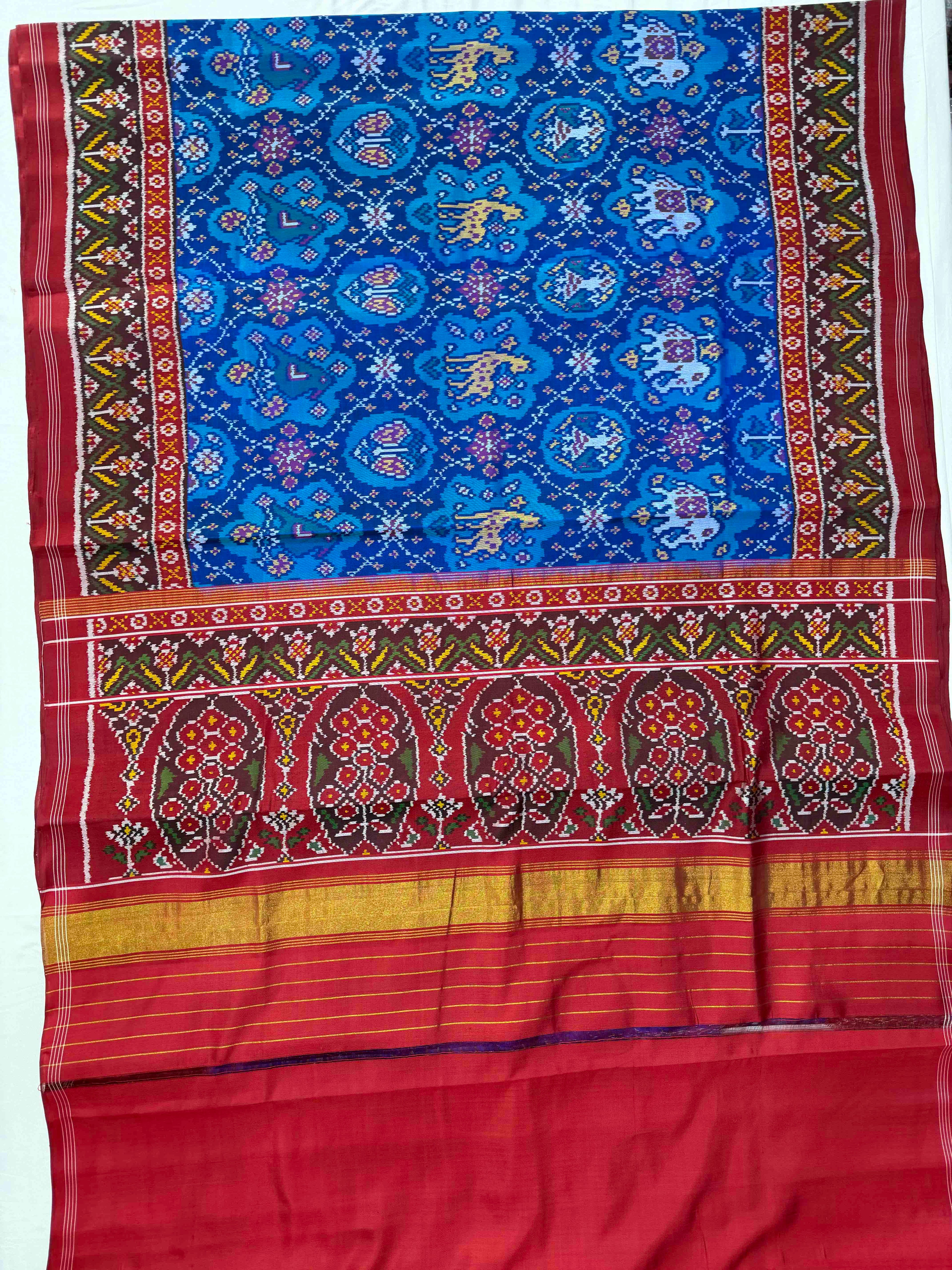 Exclusive Motif Design Handwoven Patola Silk Saree
