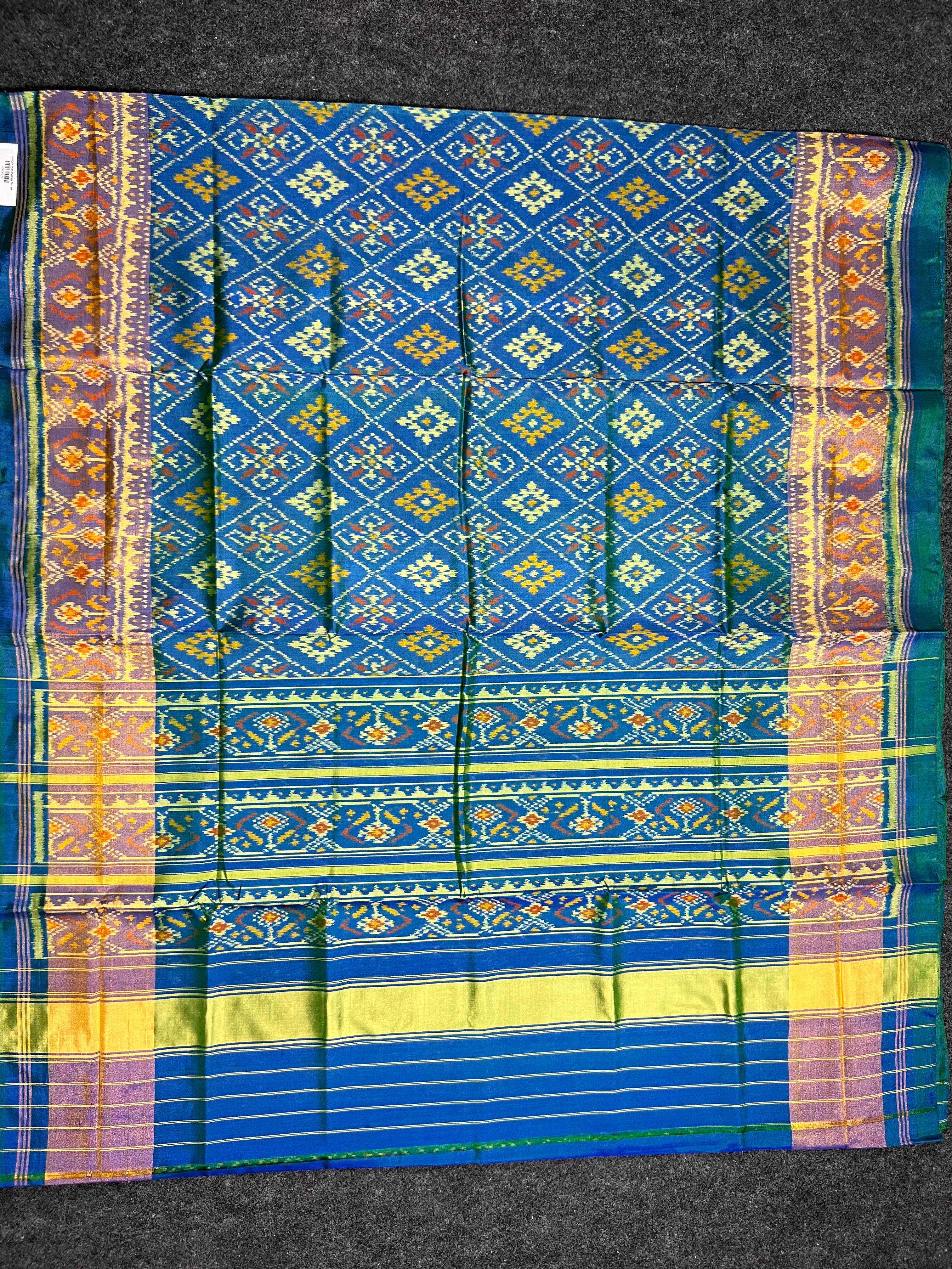 Royal Blue Pan-Chanda Traditional Design Handwoven Patola Silk Saree