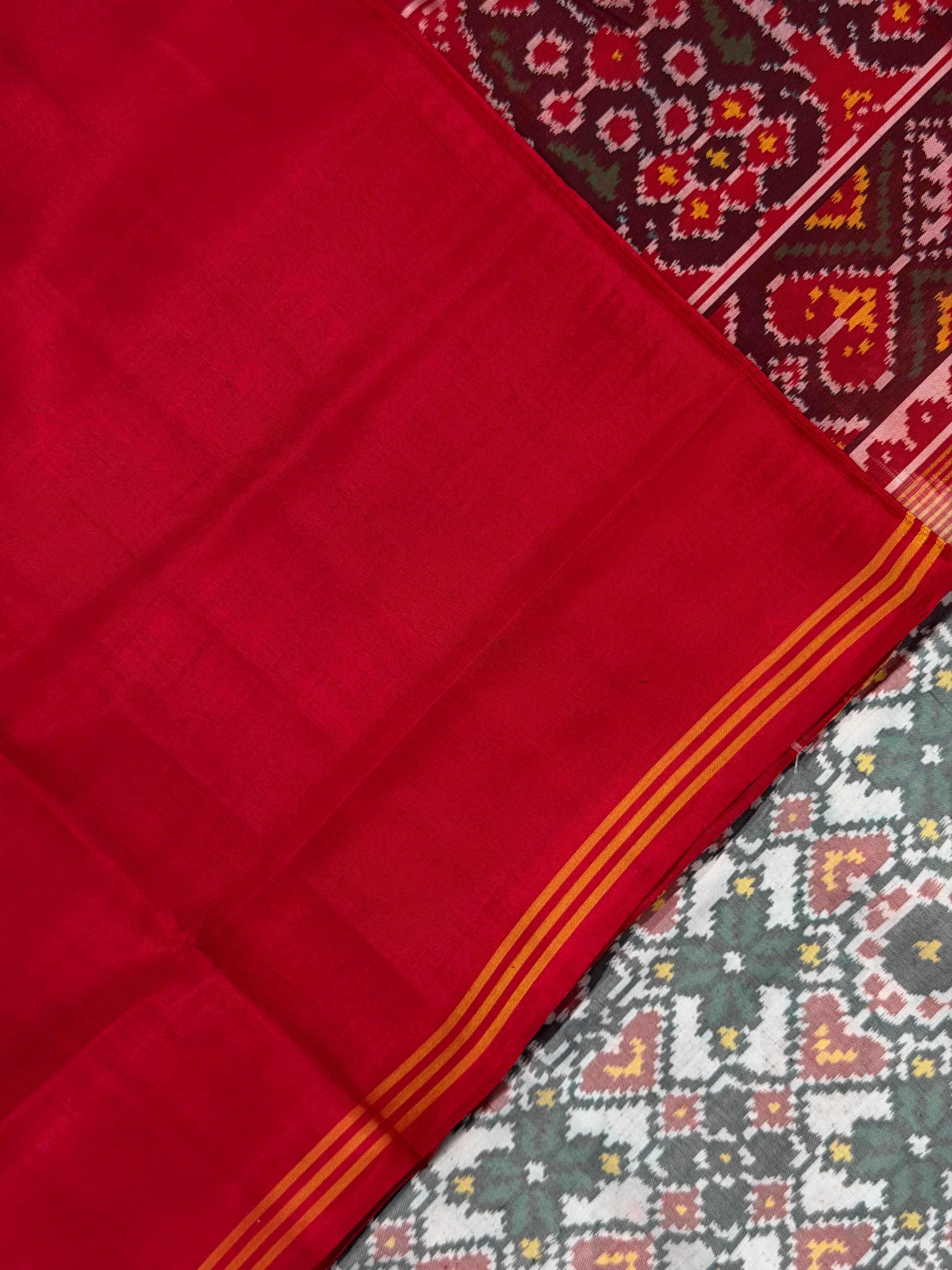 Pure White Traditional Design Handwoven Patola Silk Saree