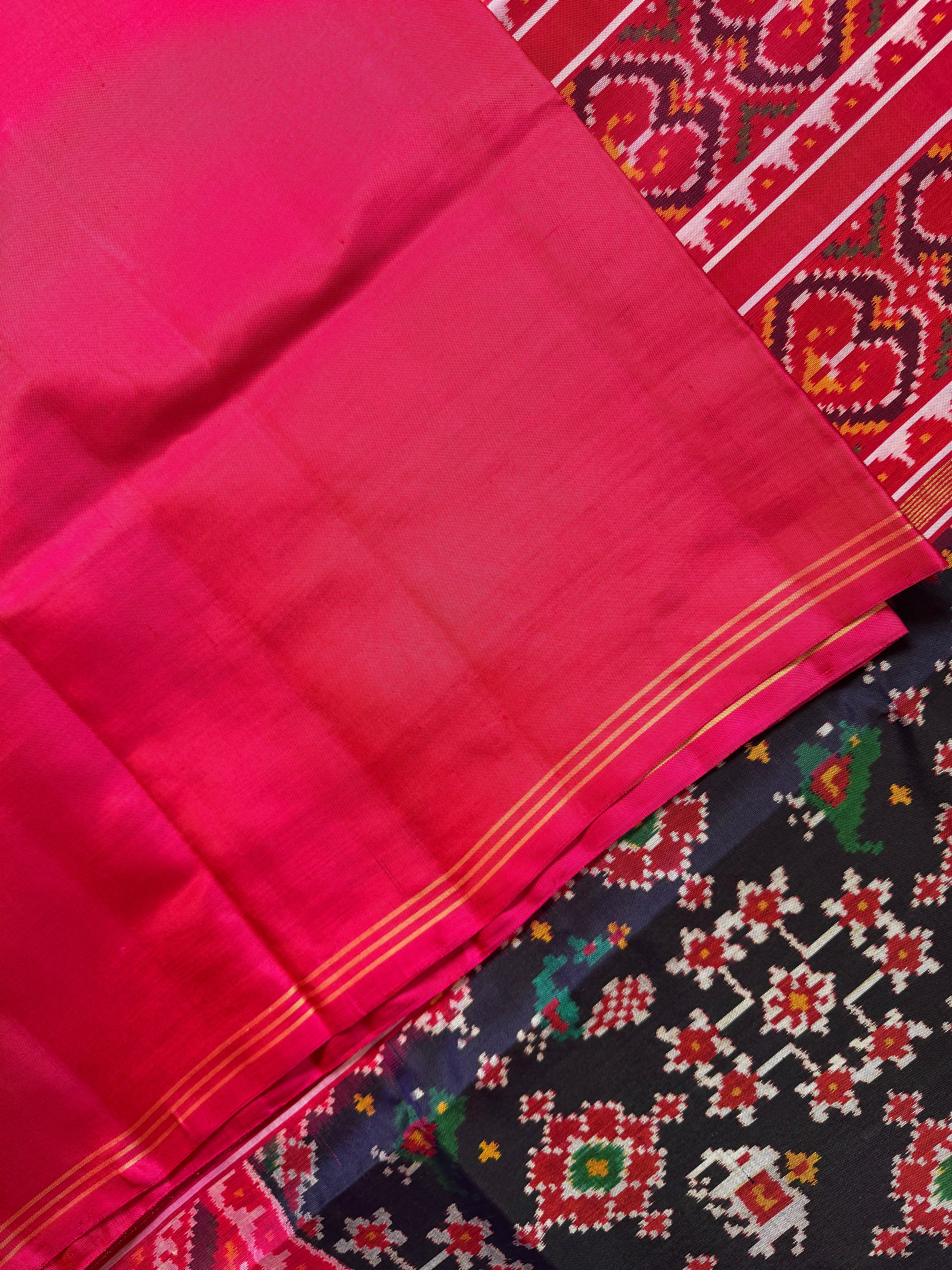Motif With Flower Design Handwoven Patola Silk Saree