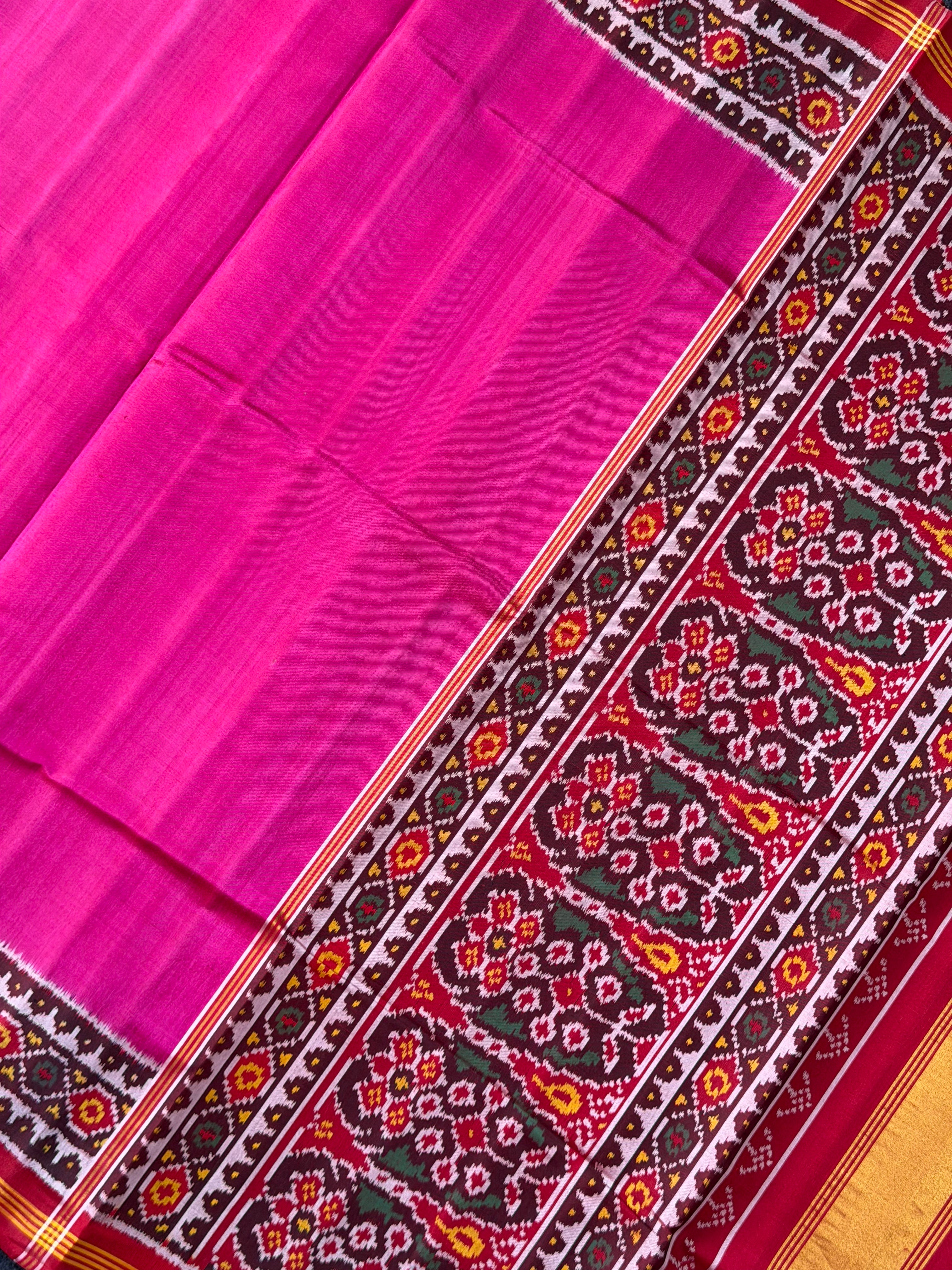 Plain Pink Gala Border With Designer Blouse Handwoven Patola Silk Saree