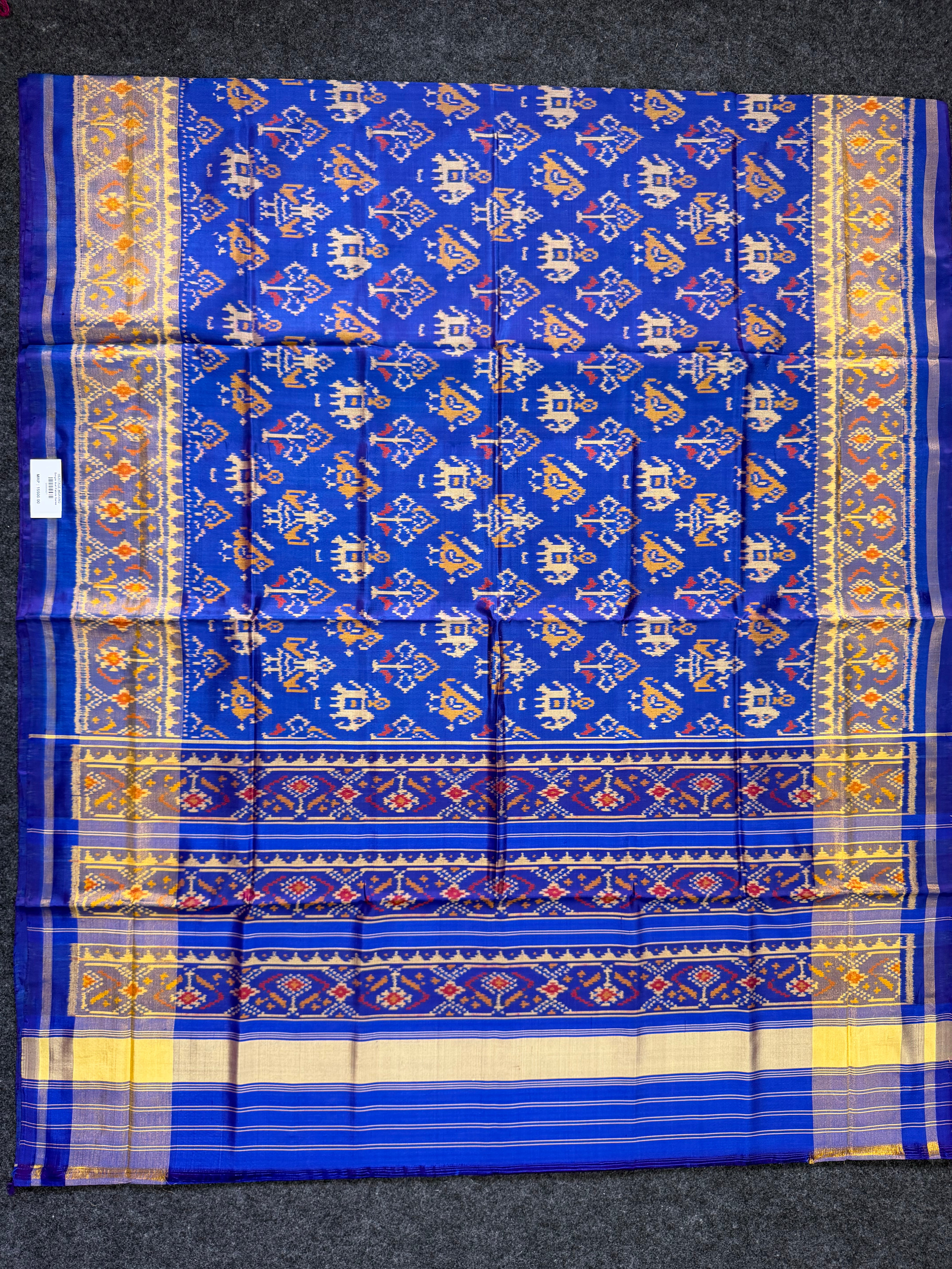 Narikunj Traditional Design Handwoven Patola Silk Saree Secondary image