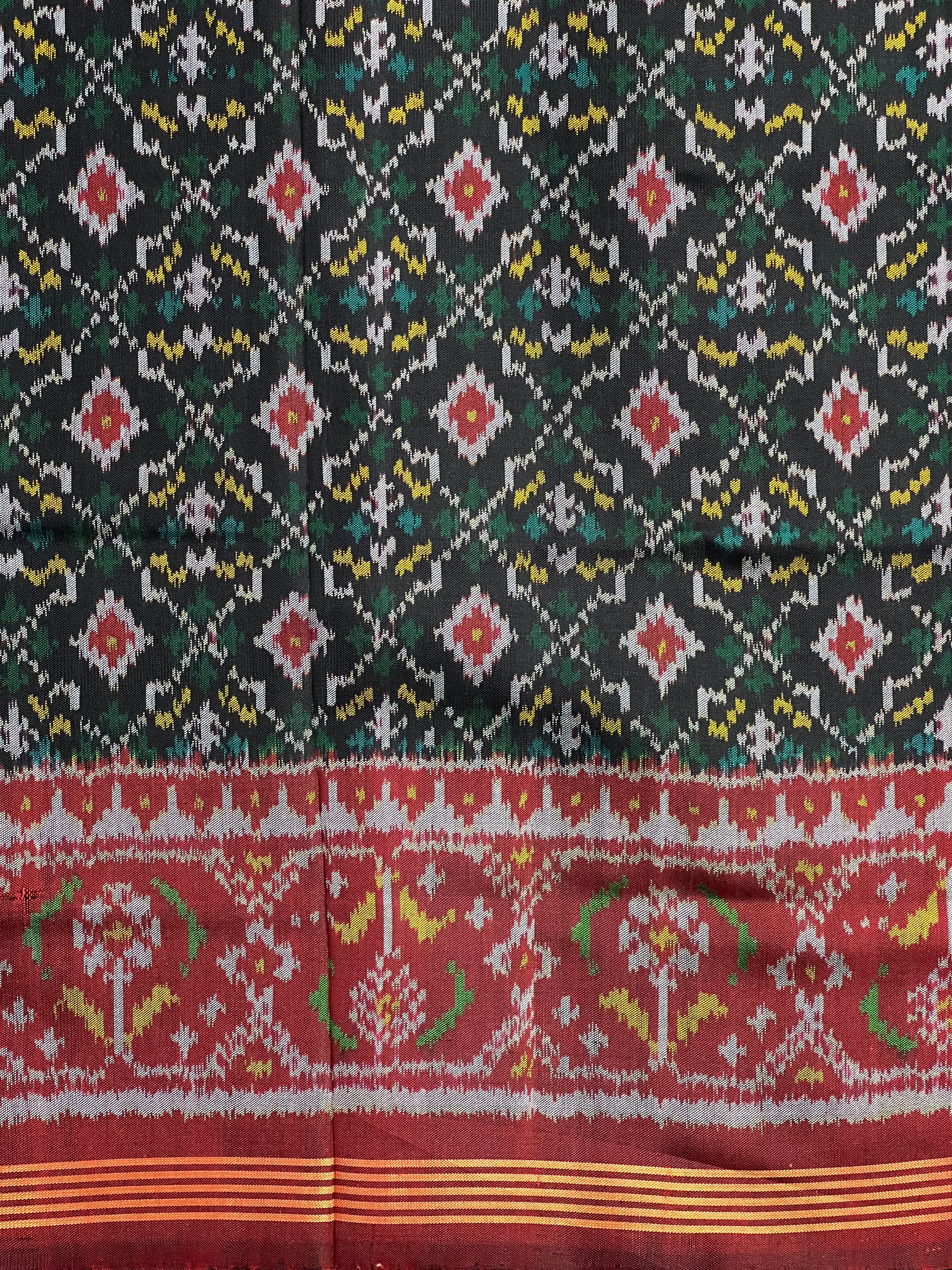 Traditional Design Handwoven Patola Silk Saree