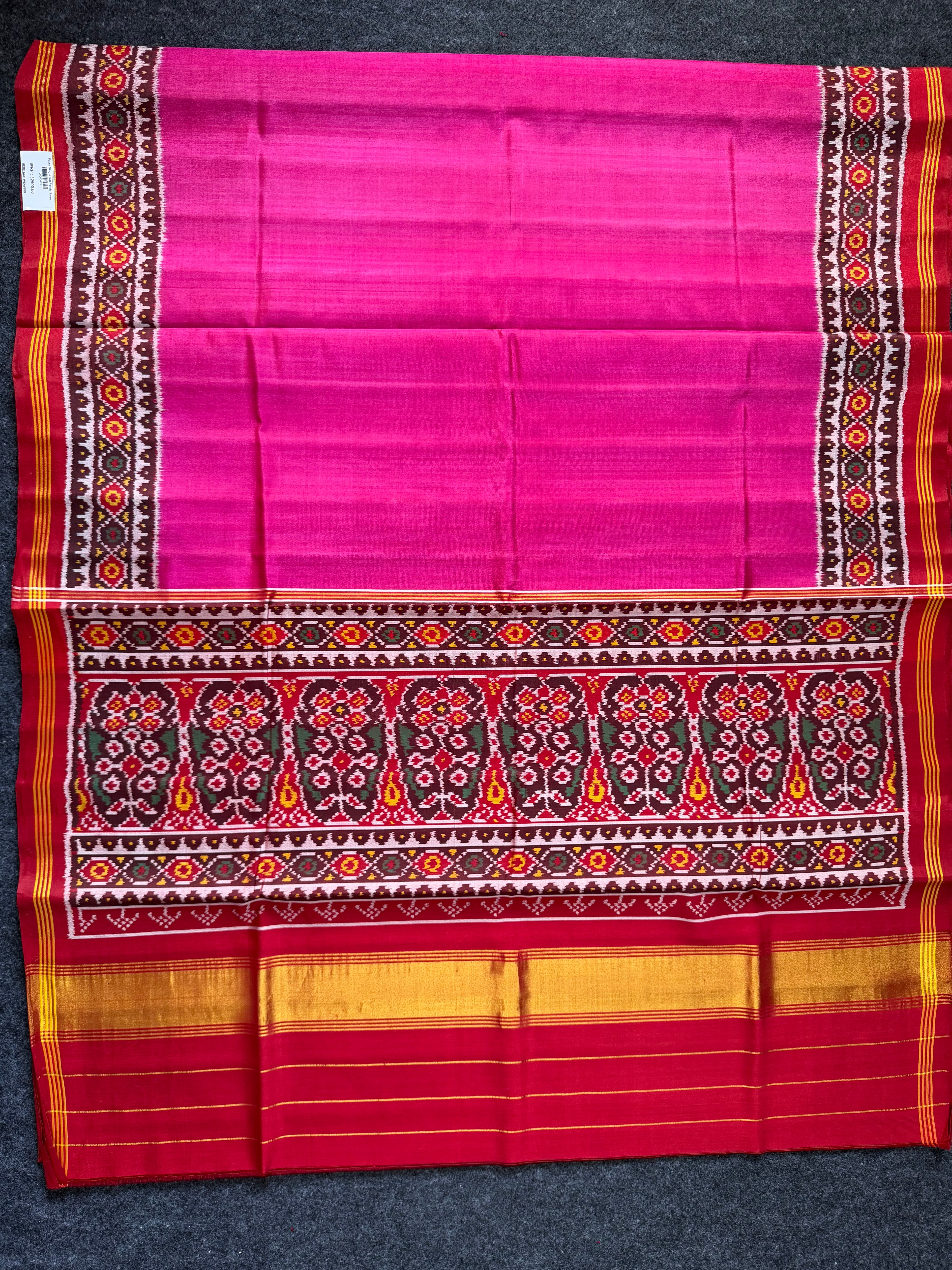 Plain Pink Gala Border With Designer Blouse Handwoven Patola Silk Saree