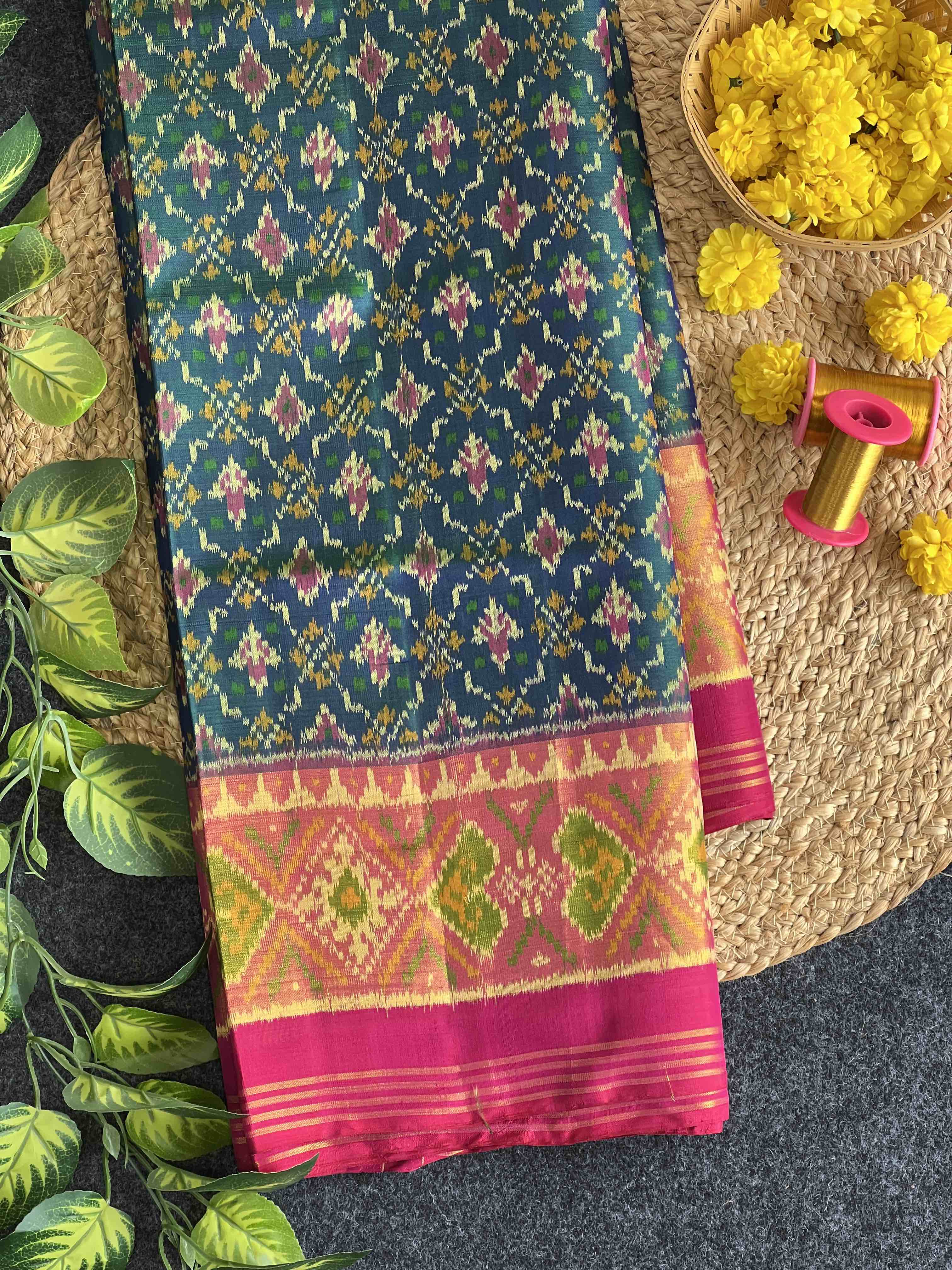Buttonful Traditional Design Handwoven Patola Silk Saree