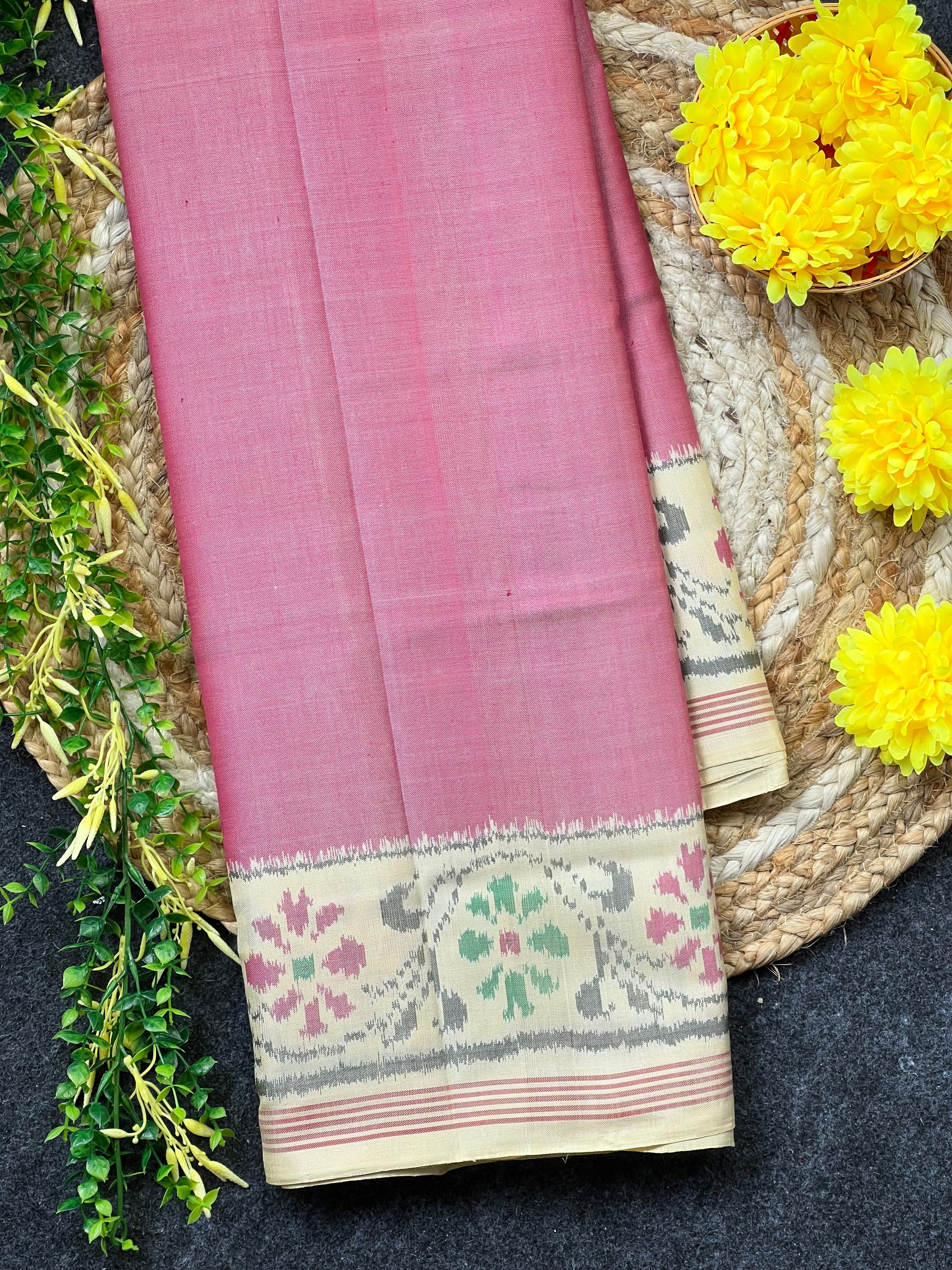 Gala Border With Exclusive Pallu Handwoven Patola Silk Saree