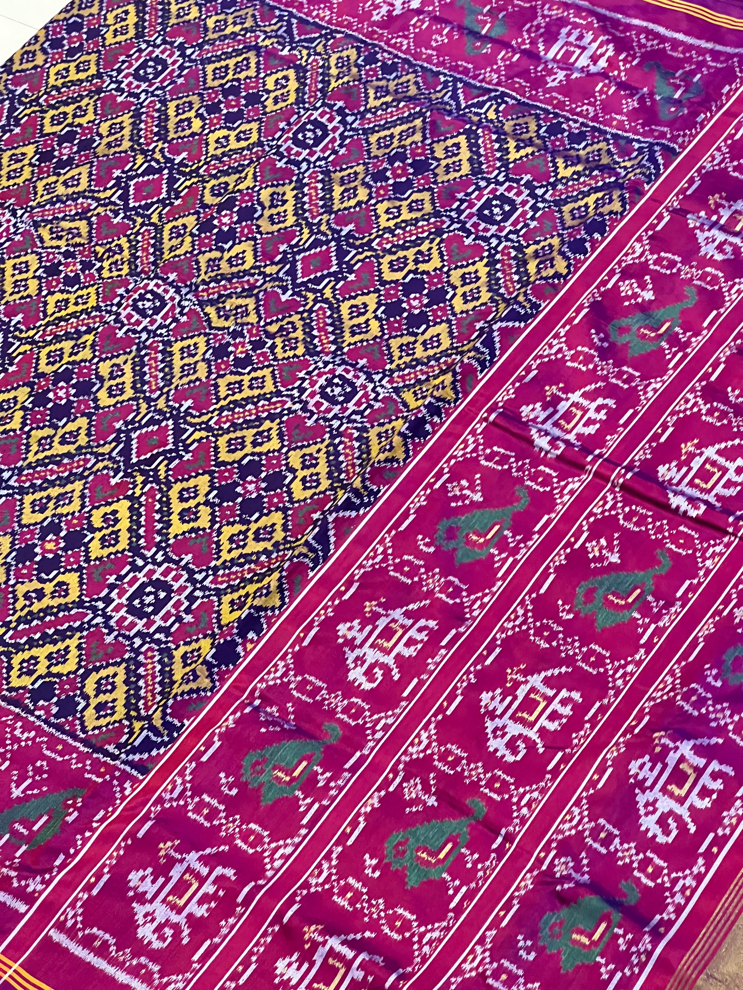 Manekchowk Traditional Design Handwoven Patola Silk Saree