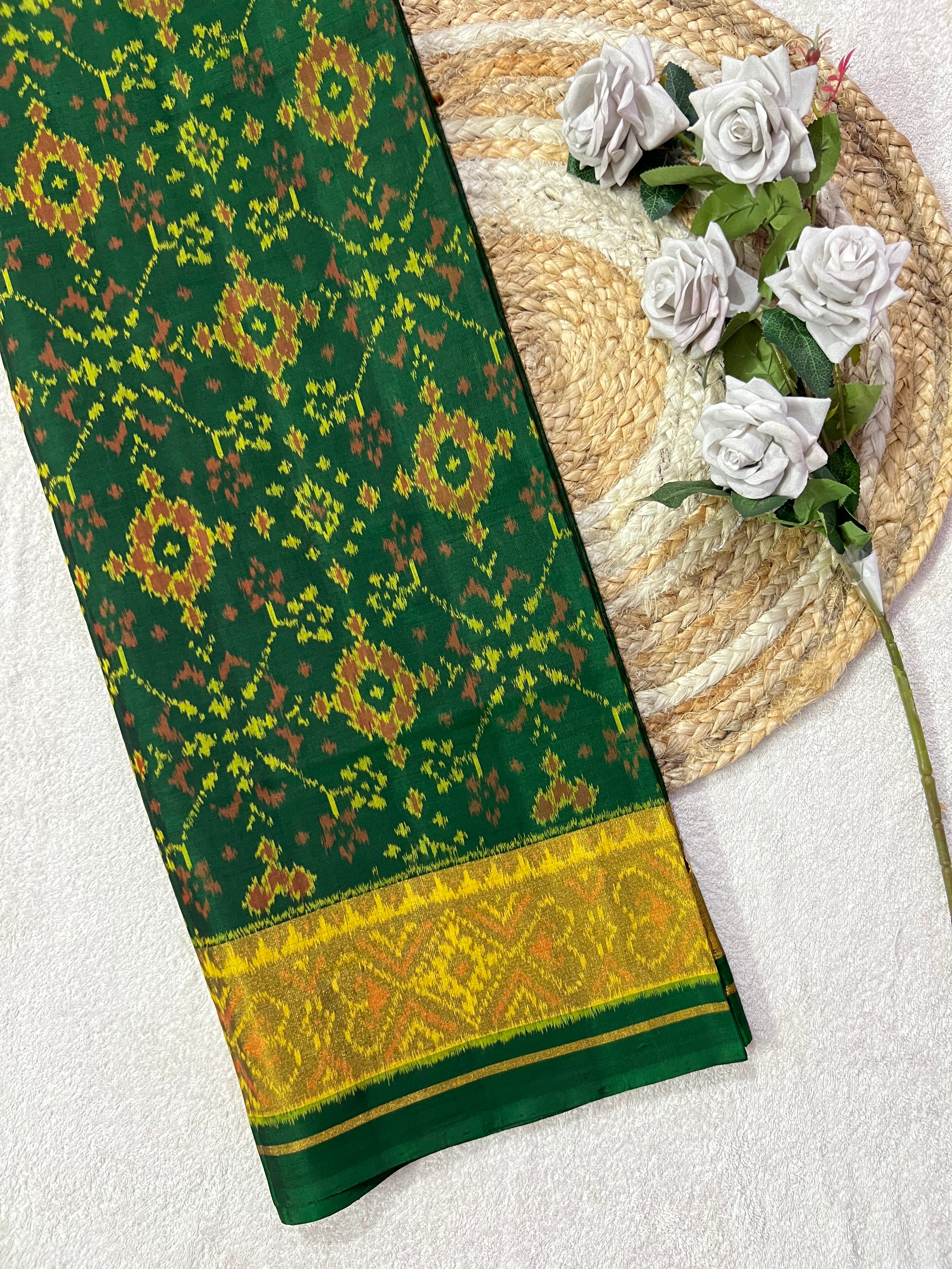 Navratna Traditional Design Handwoven Patola Silk Saree Main image