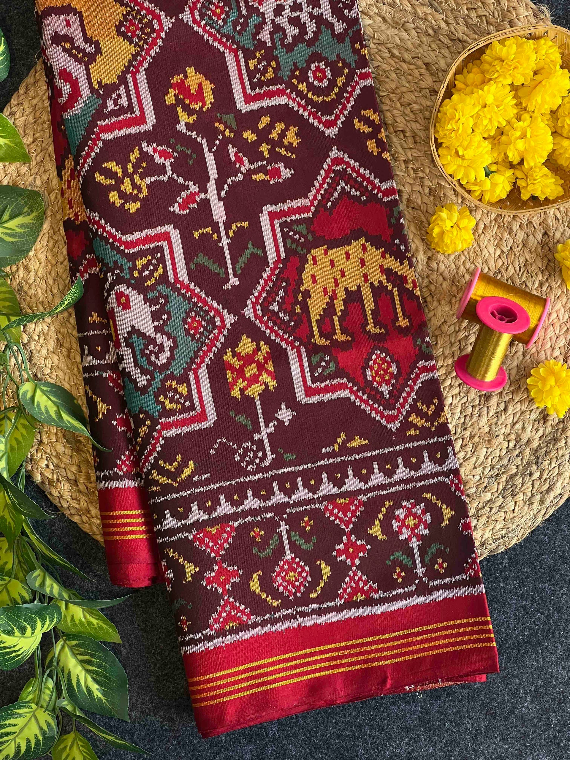 Motif In the Star Design Handwoven Patola Silk Saree Main image