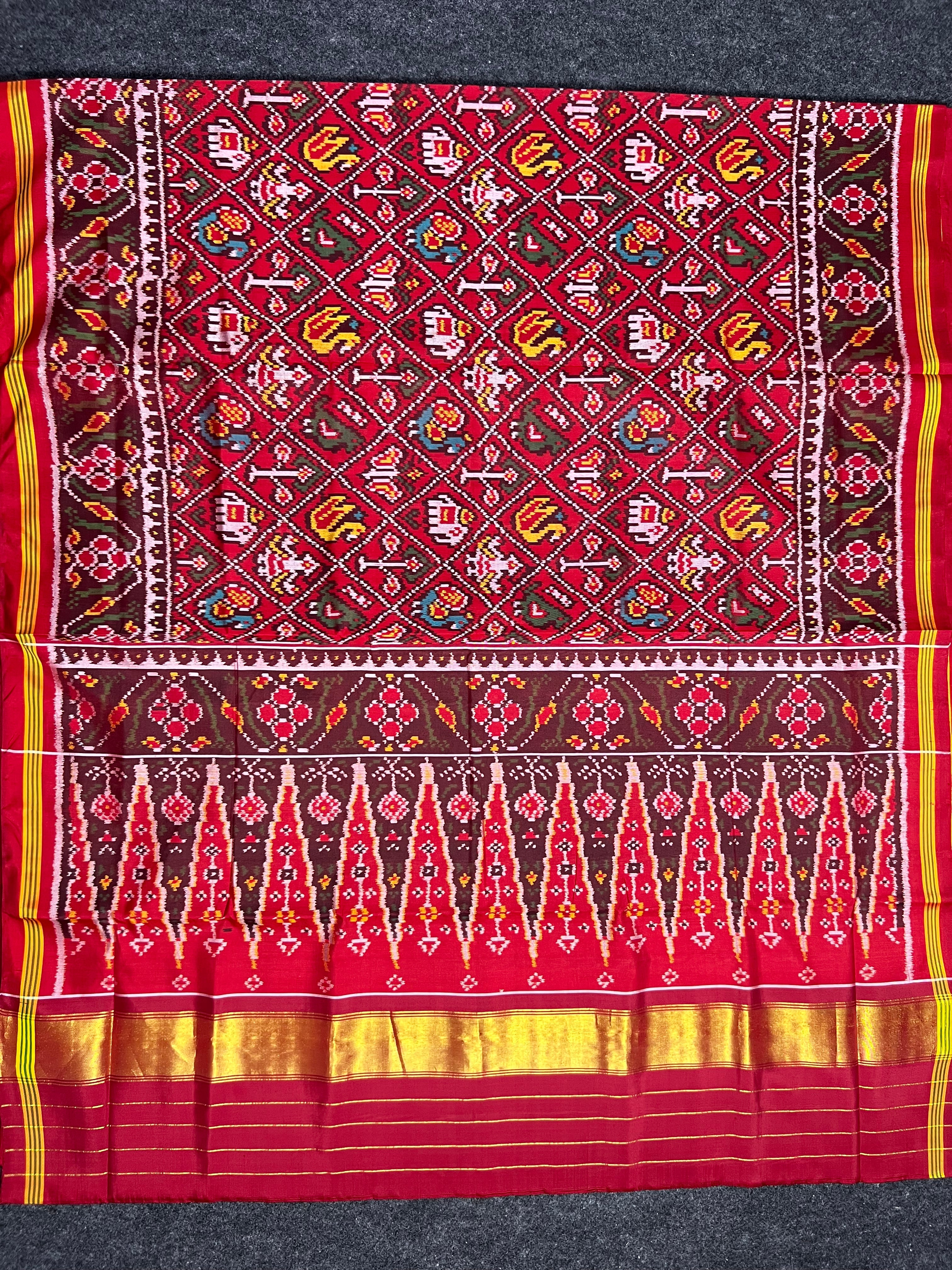 Red Narikunj Traditional Design Handwoven Patola Silk Saree