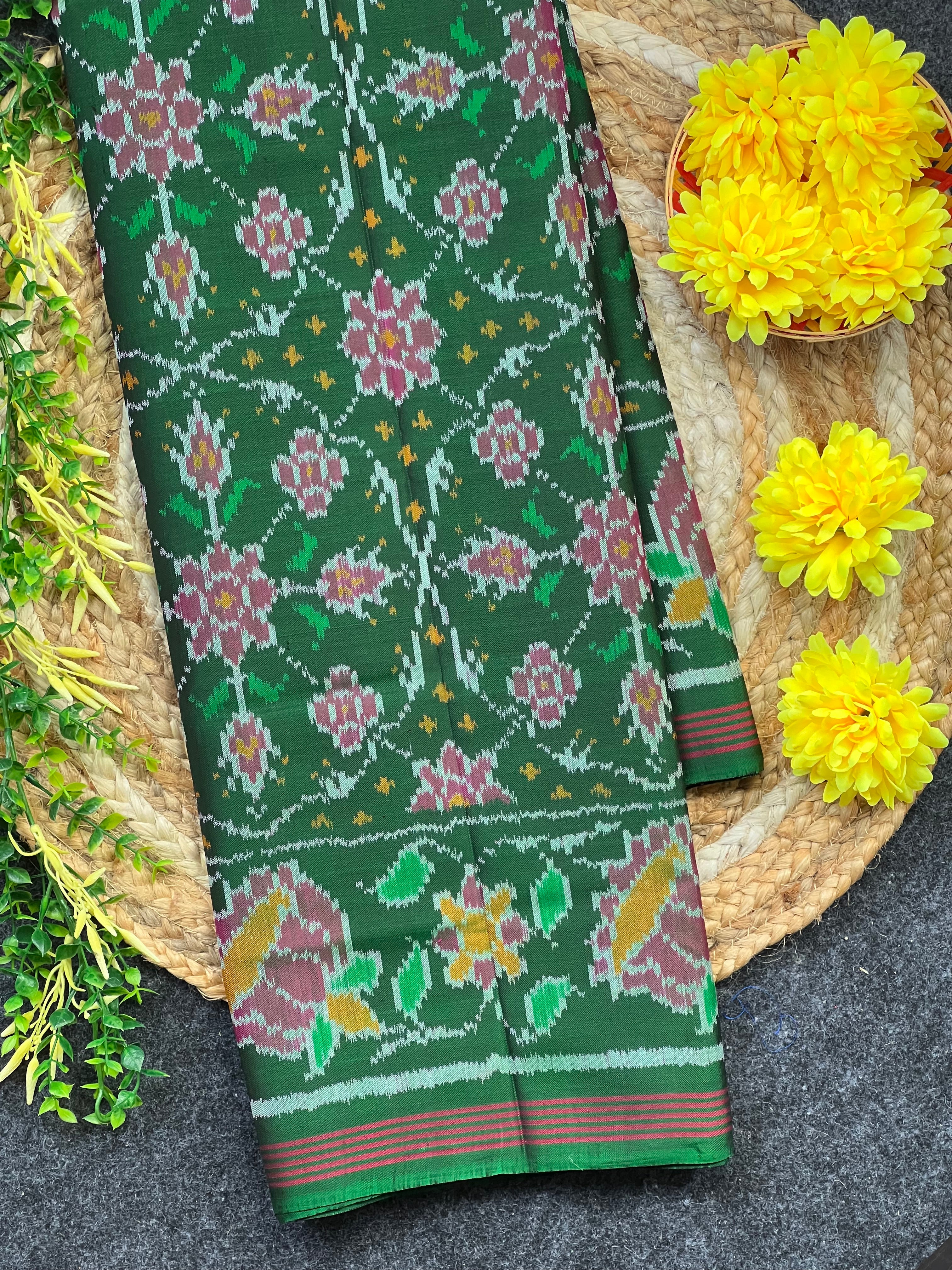 Chaabdi Traditional Design Handwoven Patola Silk Saree