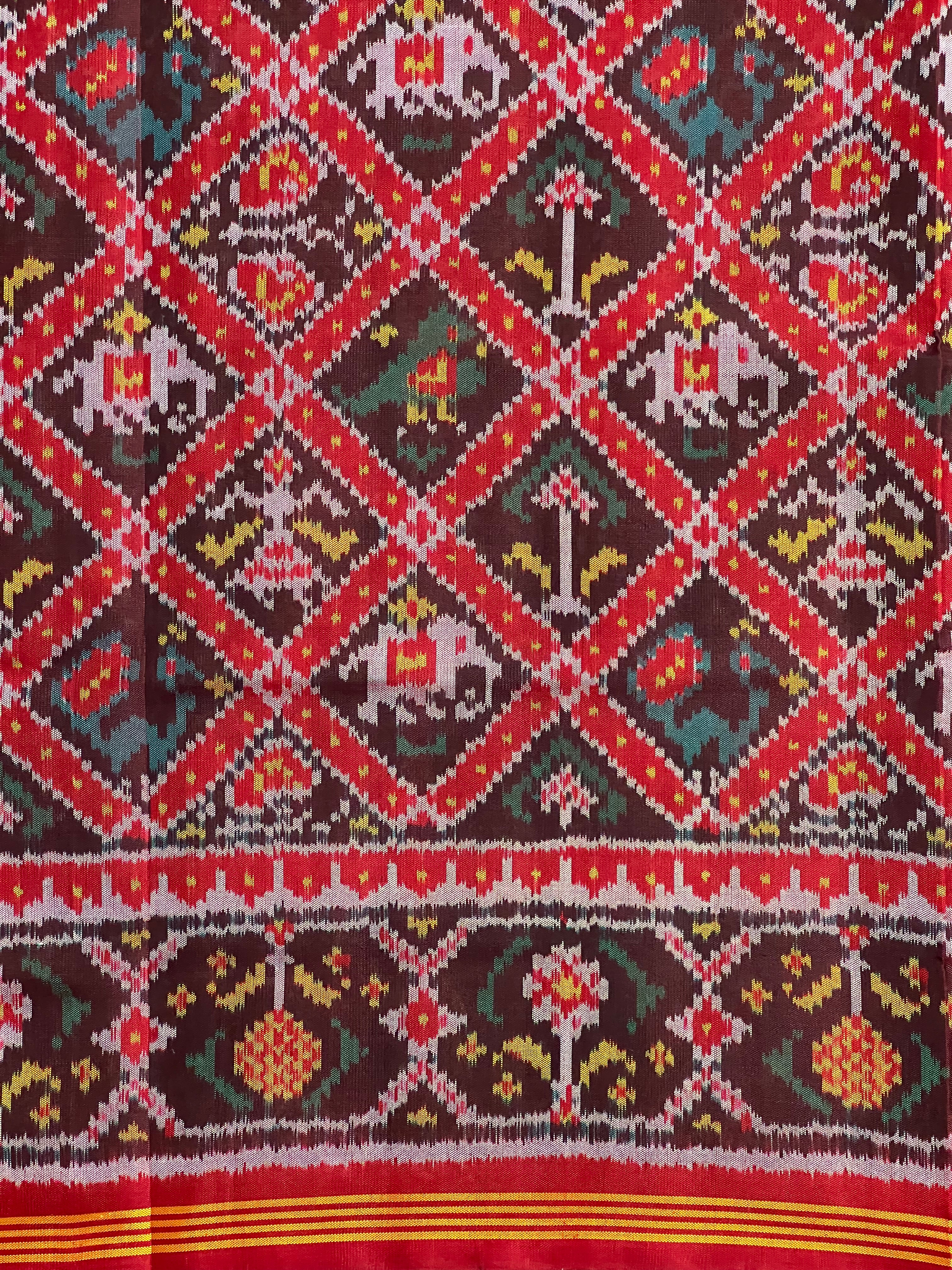 Typical Narikunj Traditional Design Handwoven Patola Silk Saree
