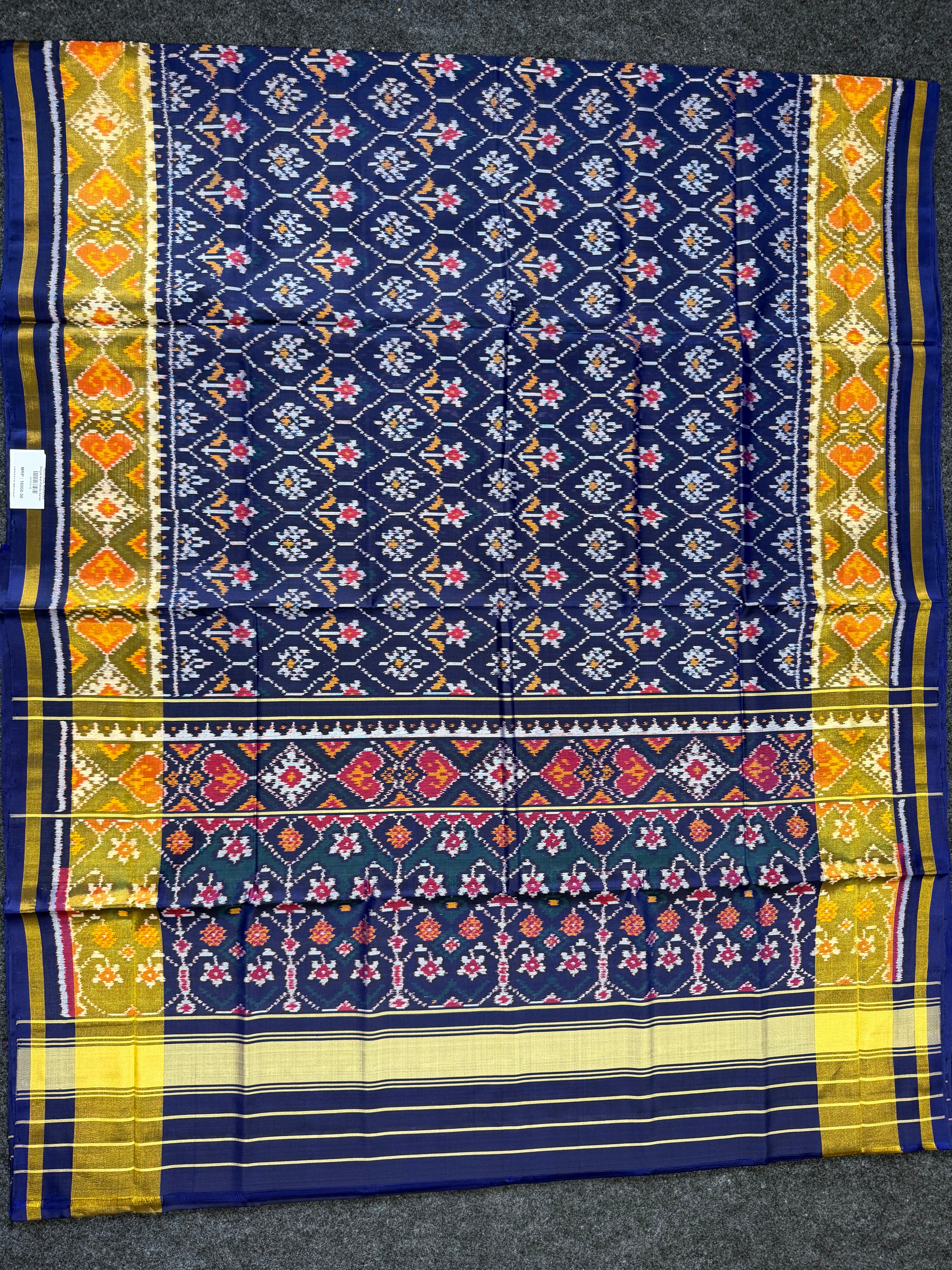 Flower Design Handwoven Patola Silk Saree