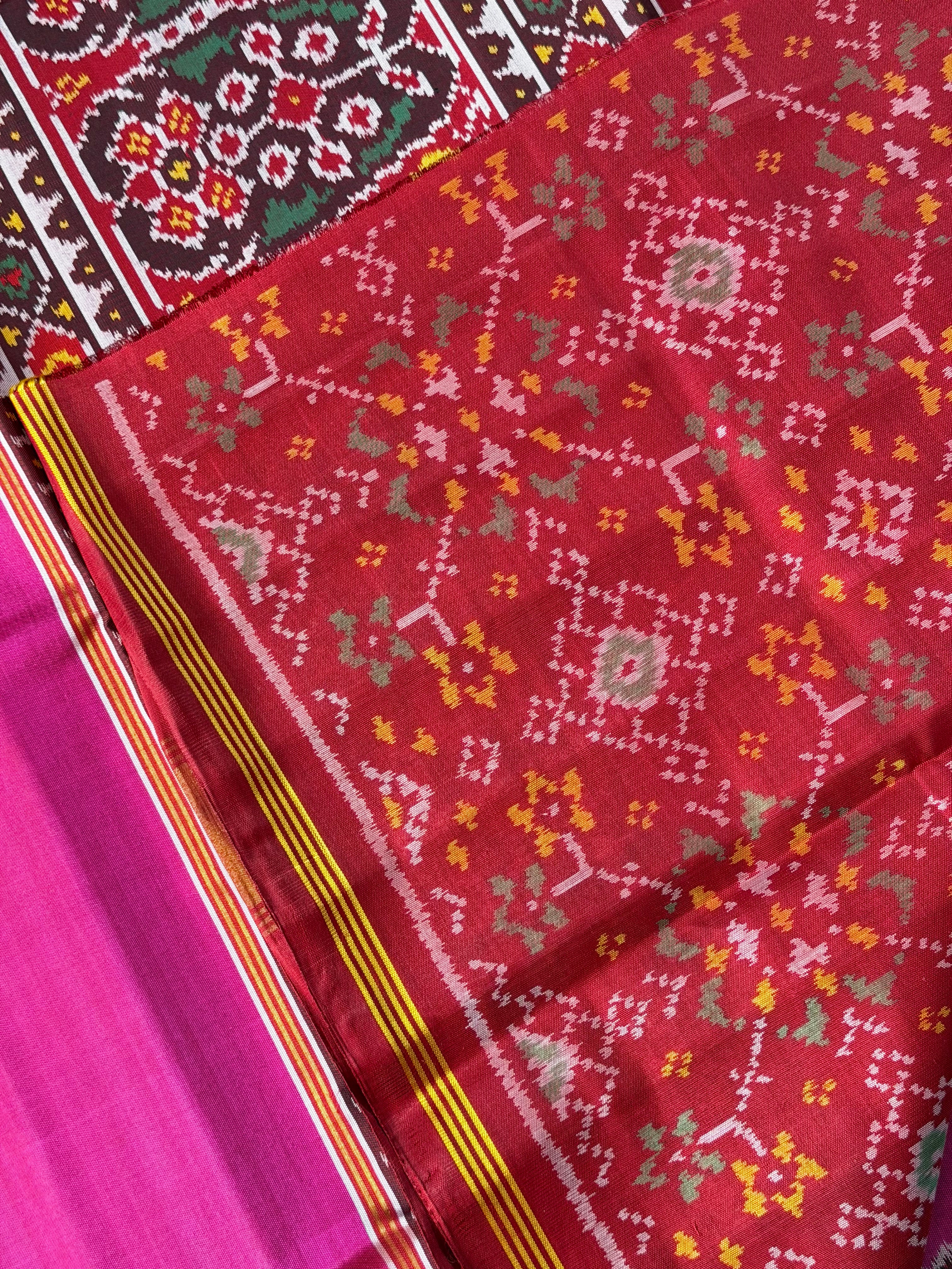 Plain Pink Gala Border With Designer Blouse Handwoven Patola Silk Saree