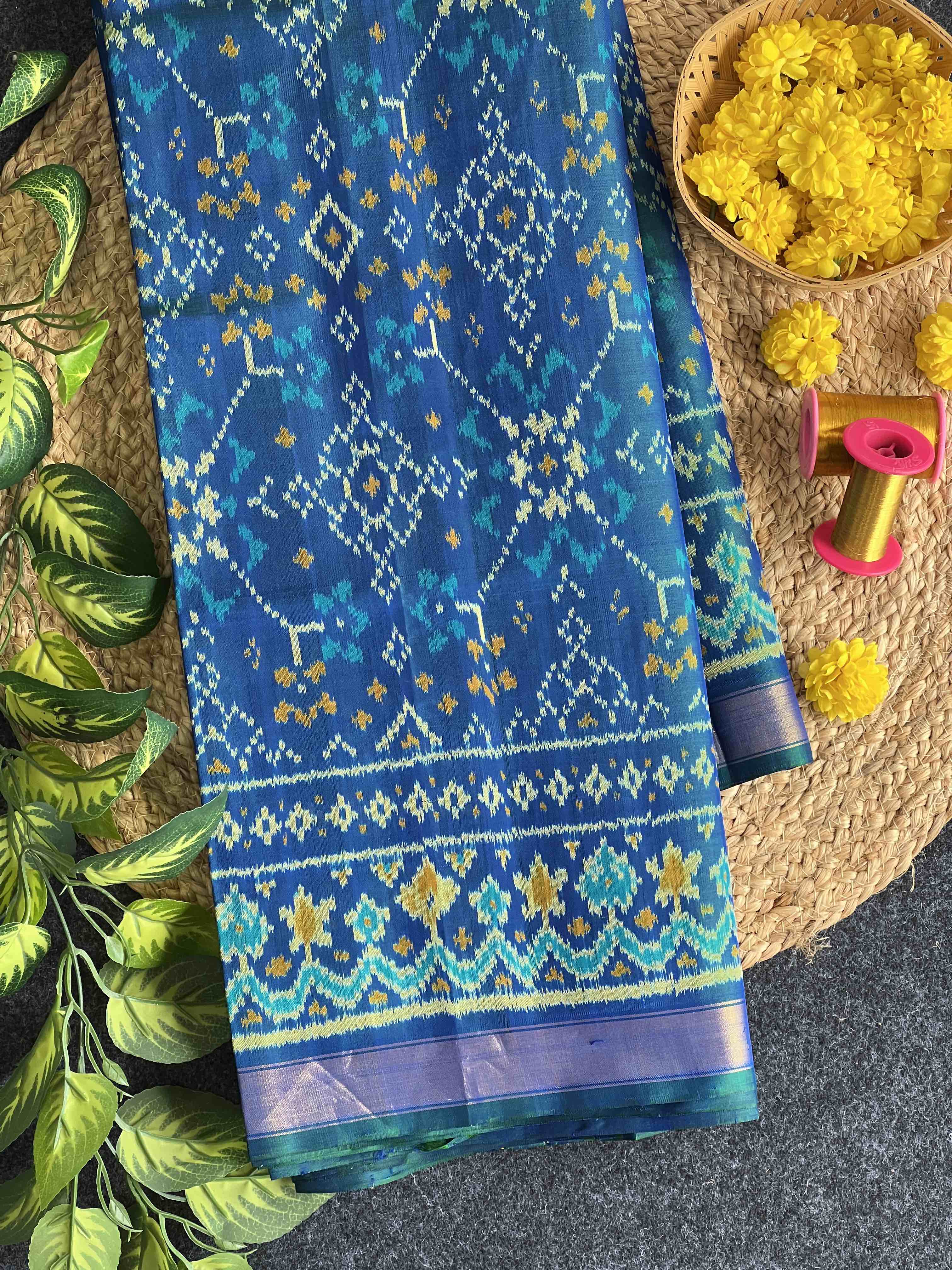 Navratna Design Handwoven Patola Silk Saree