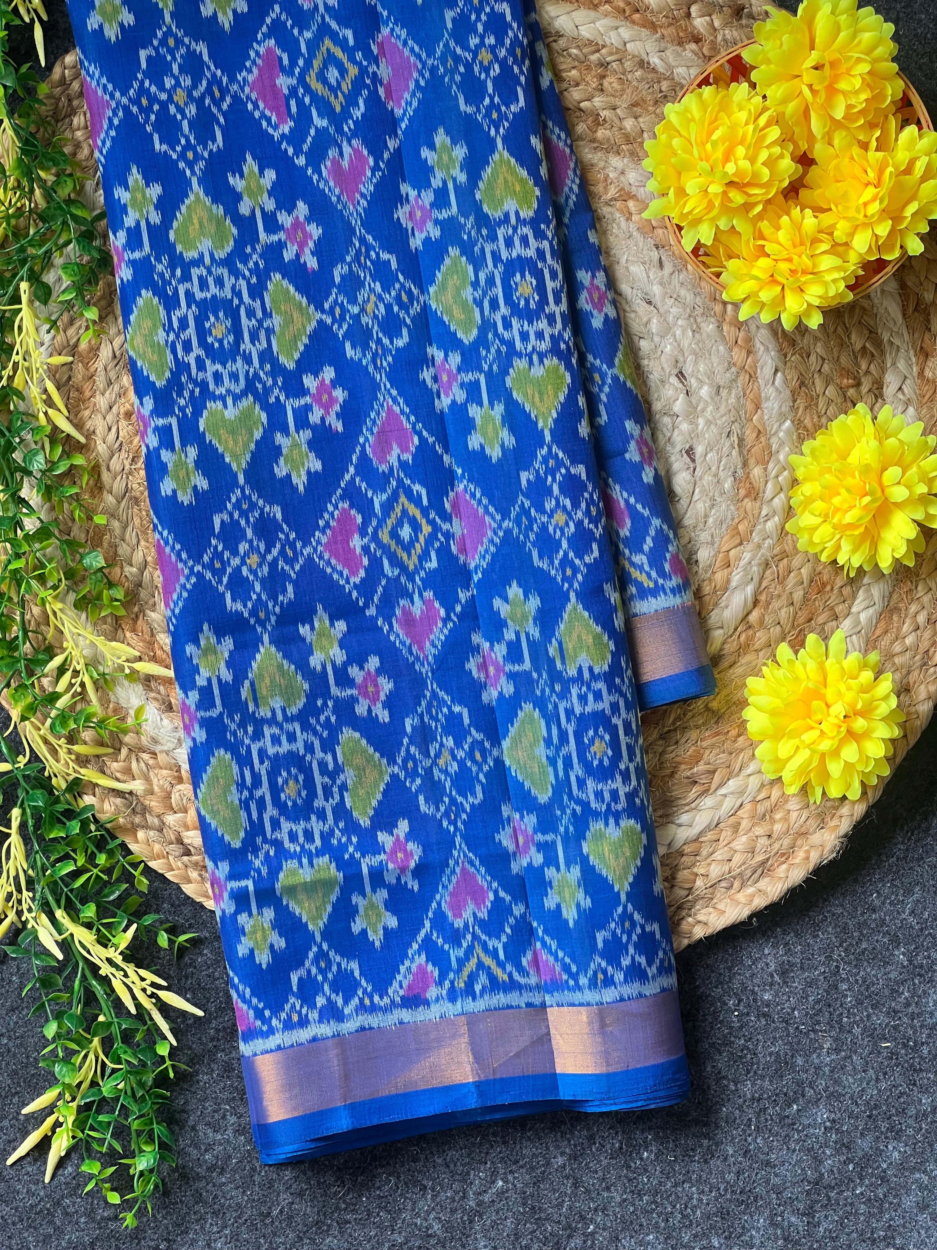 Manekchowk-Navratna Mix Design Handwoven Patola Silk Saree
