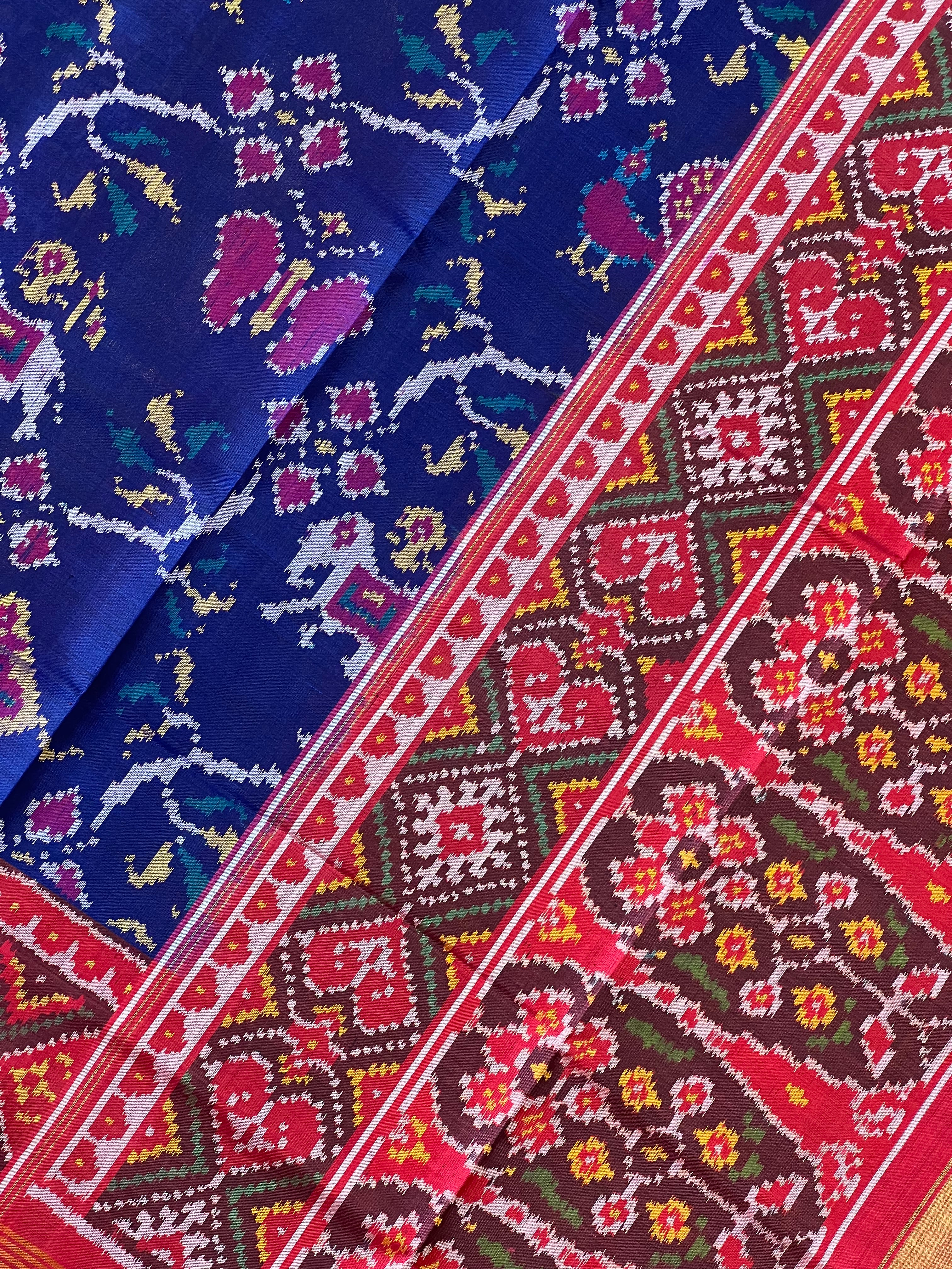 Exclusive Motif Design Handwoven Patola Dupatta Secondary image