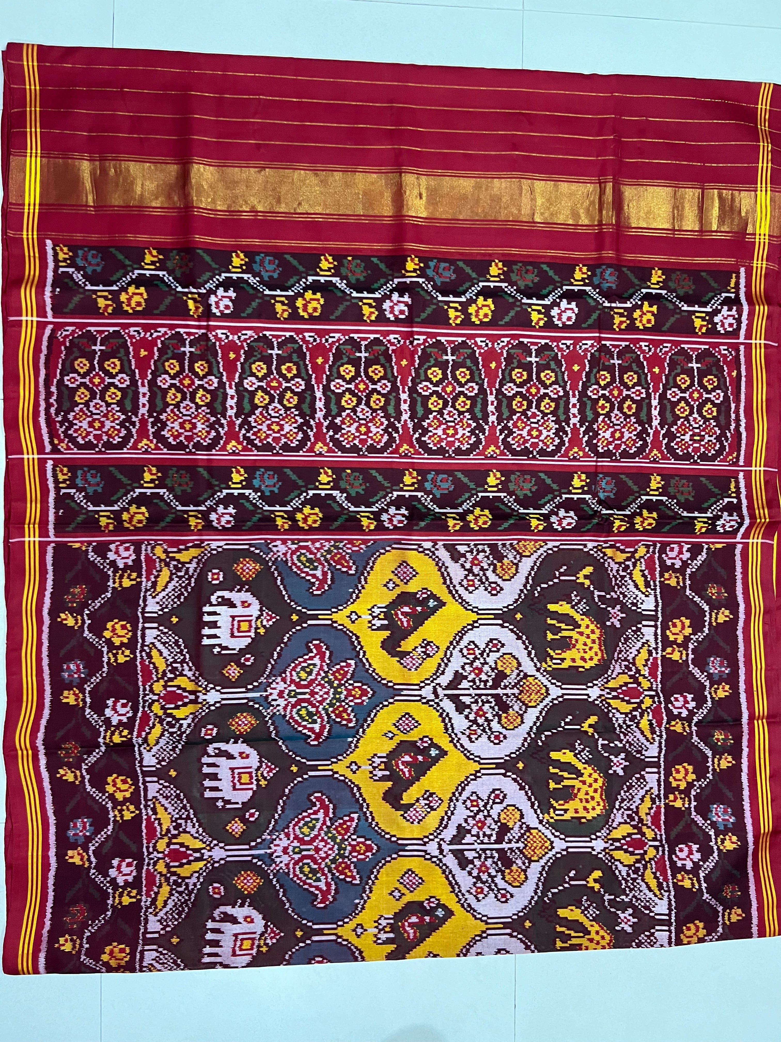 Big Motifs Design Handwoven Patola Silk Saree Secondary image