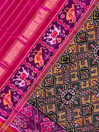 Peach Beige Manekchowk Design Handwoven Patola Dupatta