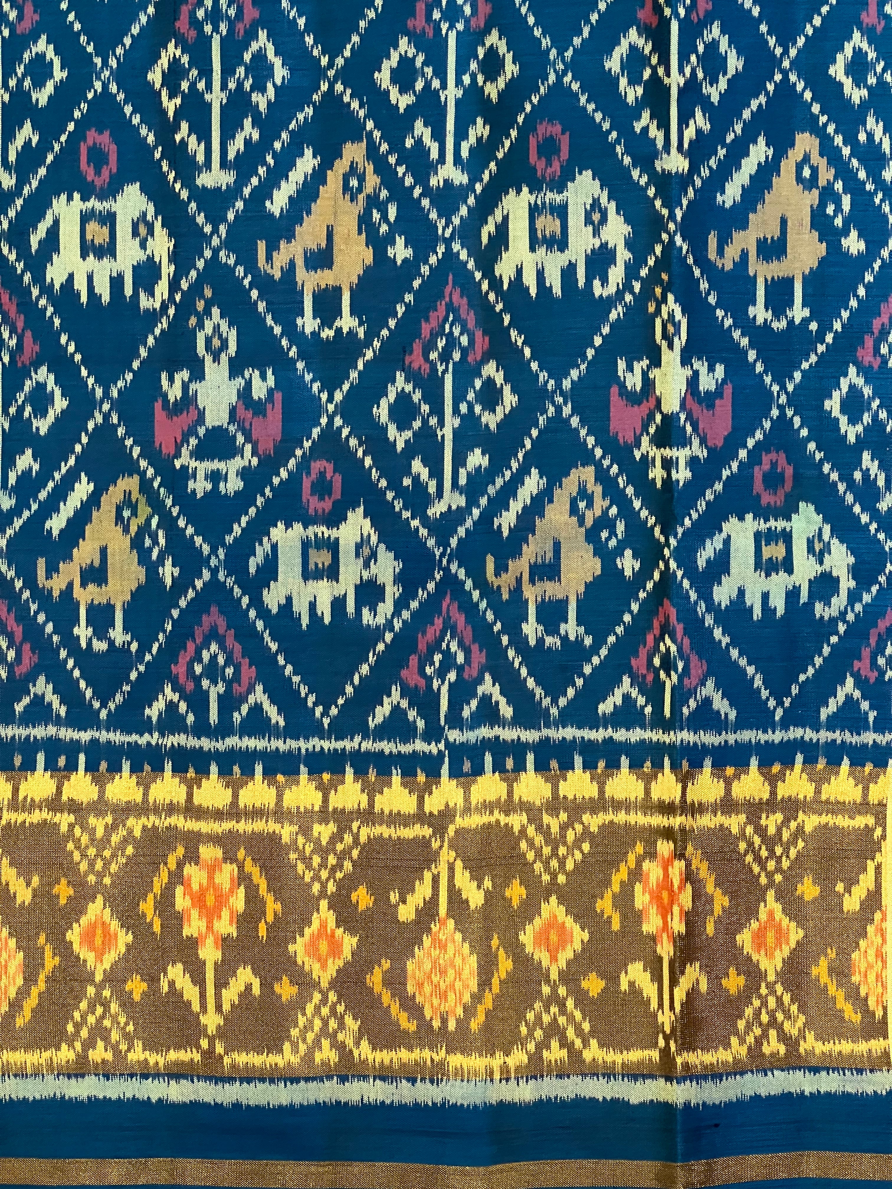 Narikunj Traditional Design Handwoven Patola Silk Saree