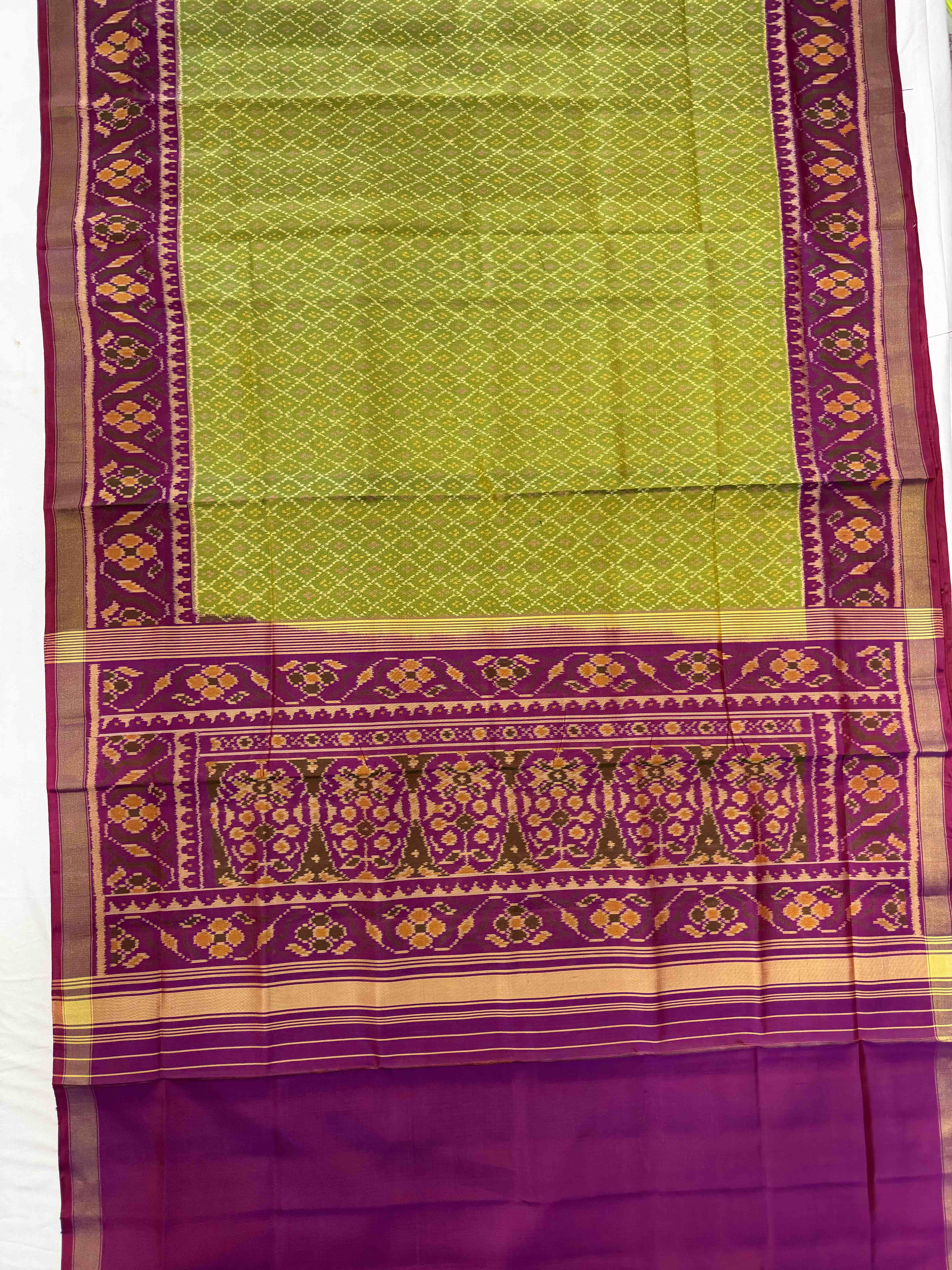 Pista Green Daliyabhat Traditional Design Handwoven Patola Silk Saree Secondary image