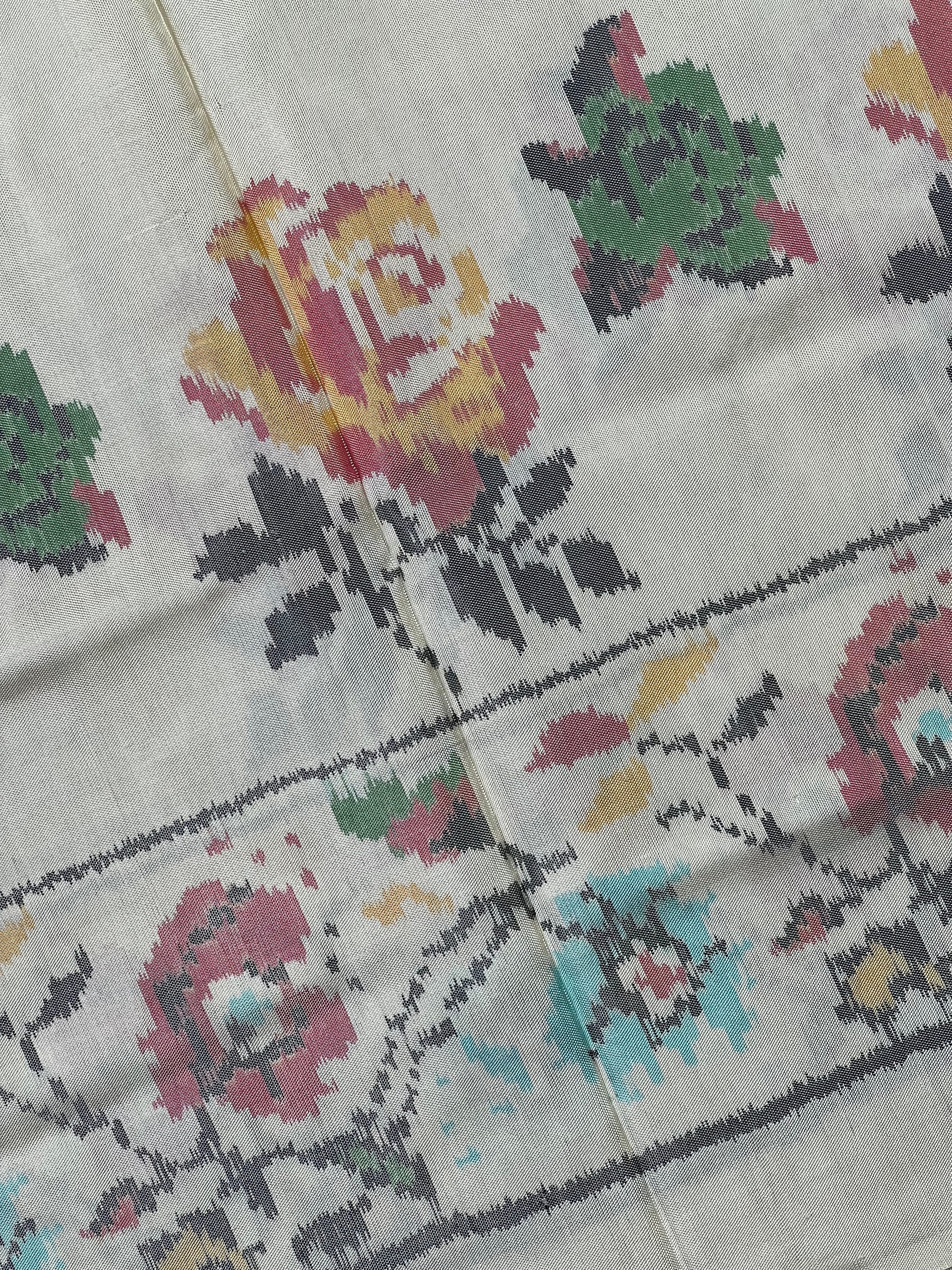 Rose Design Exclusive Handwoven Patola Silk Saree