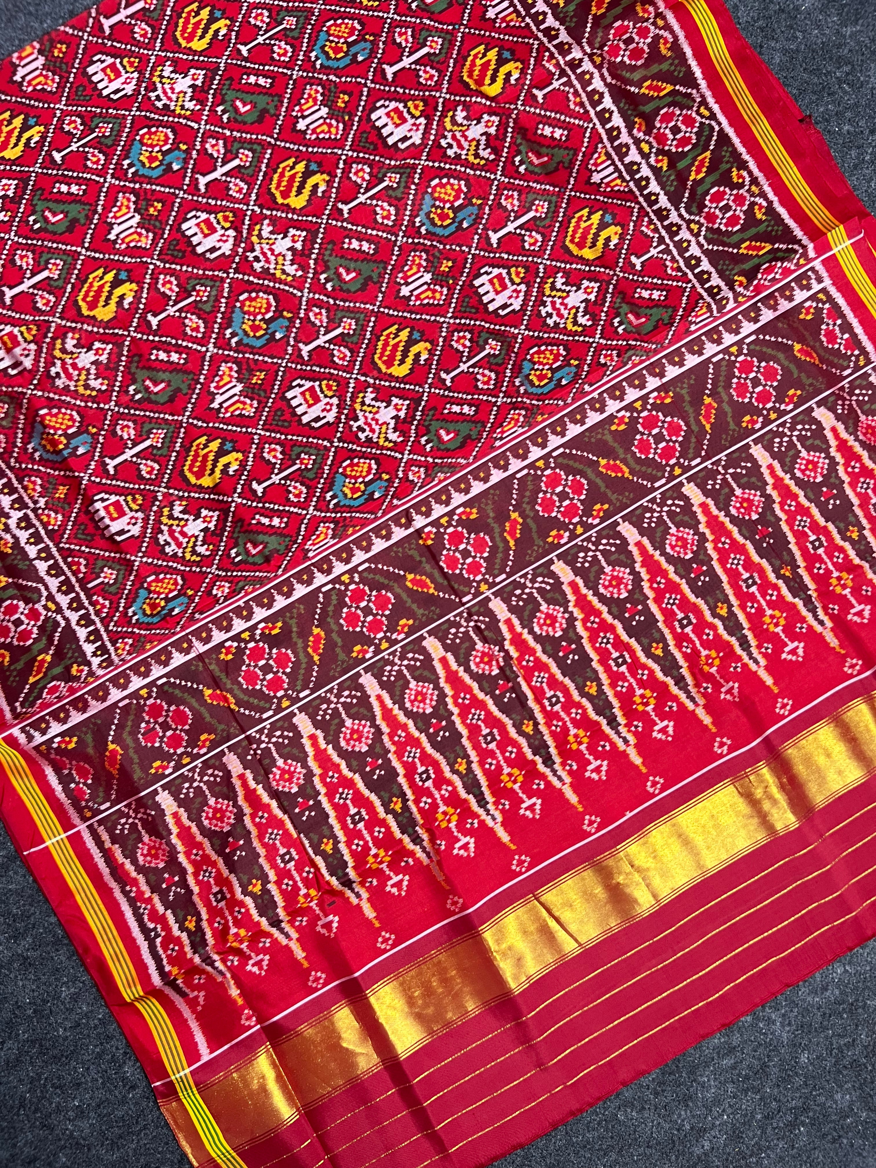 Red Narikunj Traditional Design Handwoven Patola Silk Saree