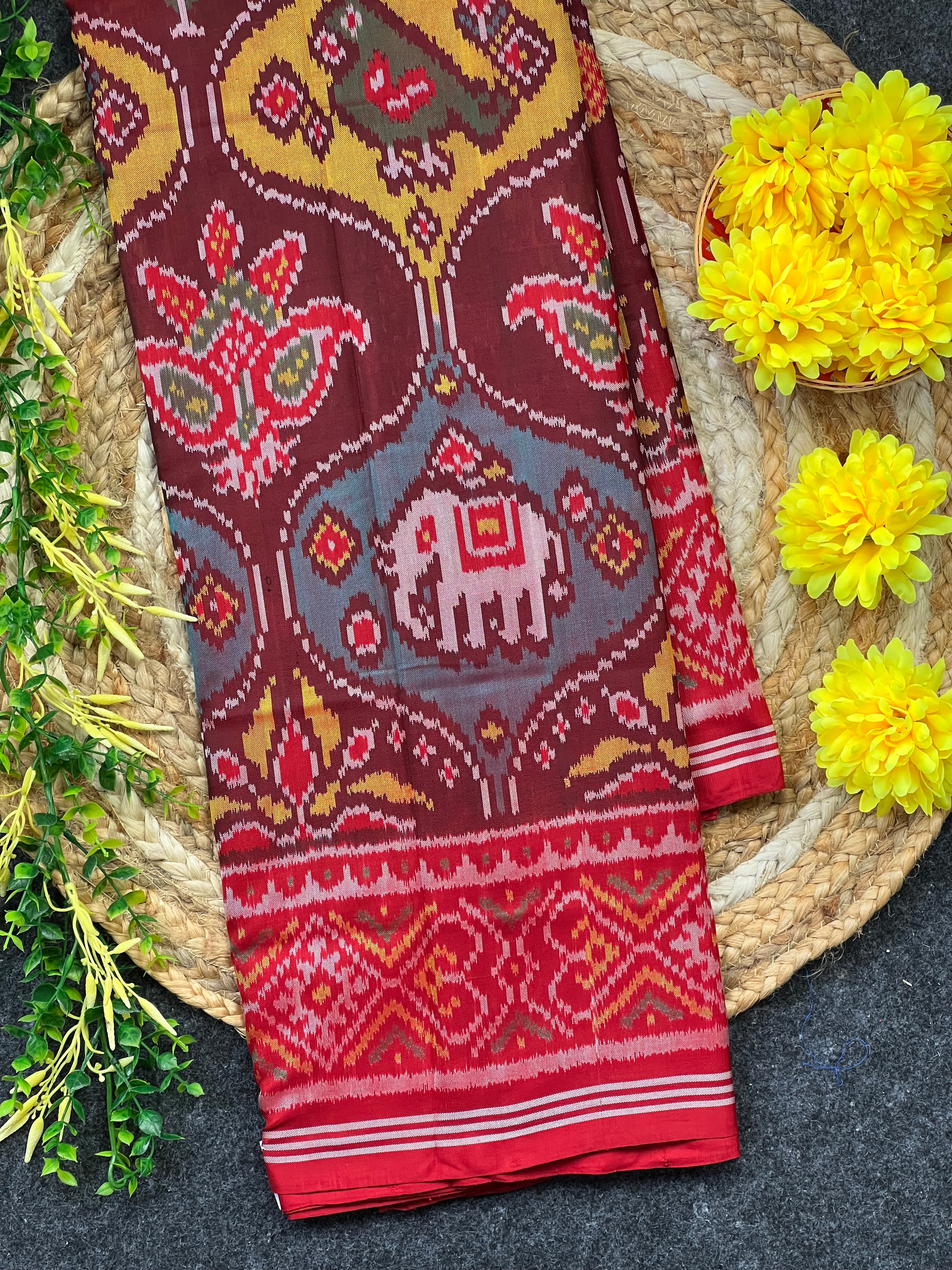 Exclusive Motif Design Handwoven Patola Silk Saree