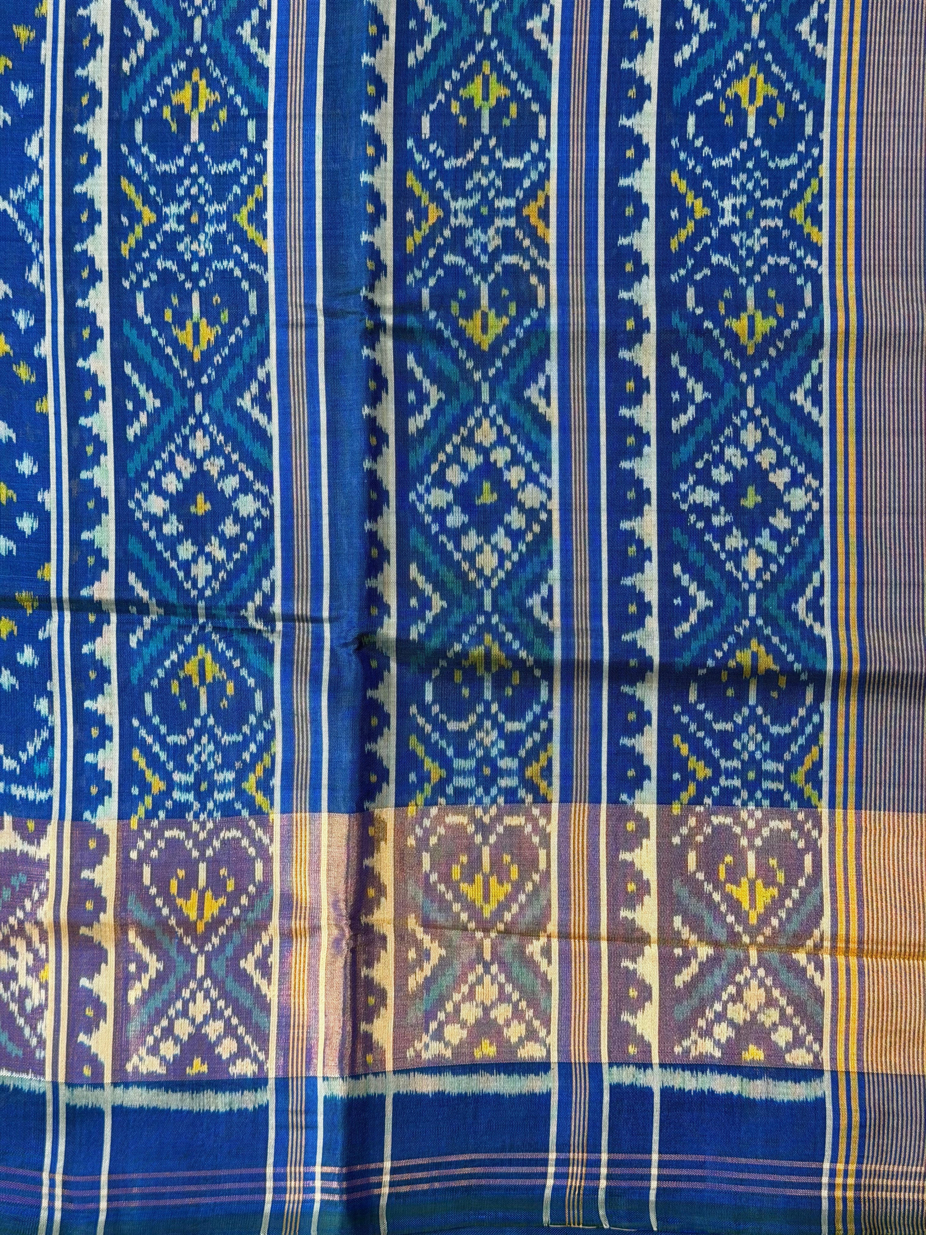Small Butti Design Handwoven Patola Silk Saree
