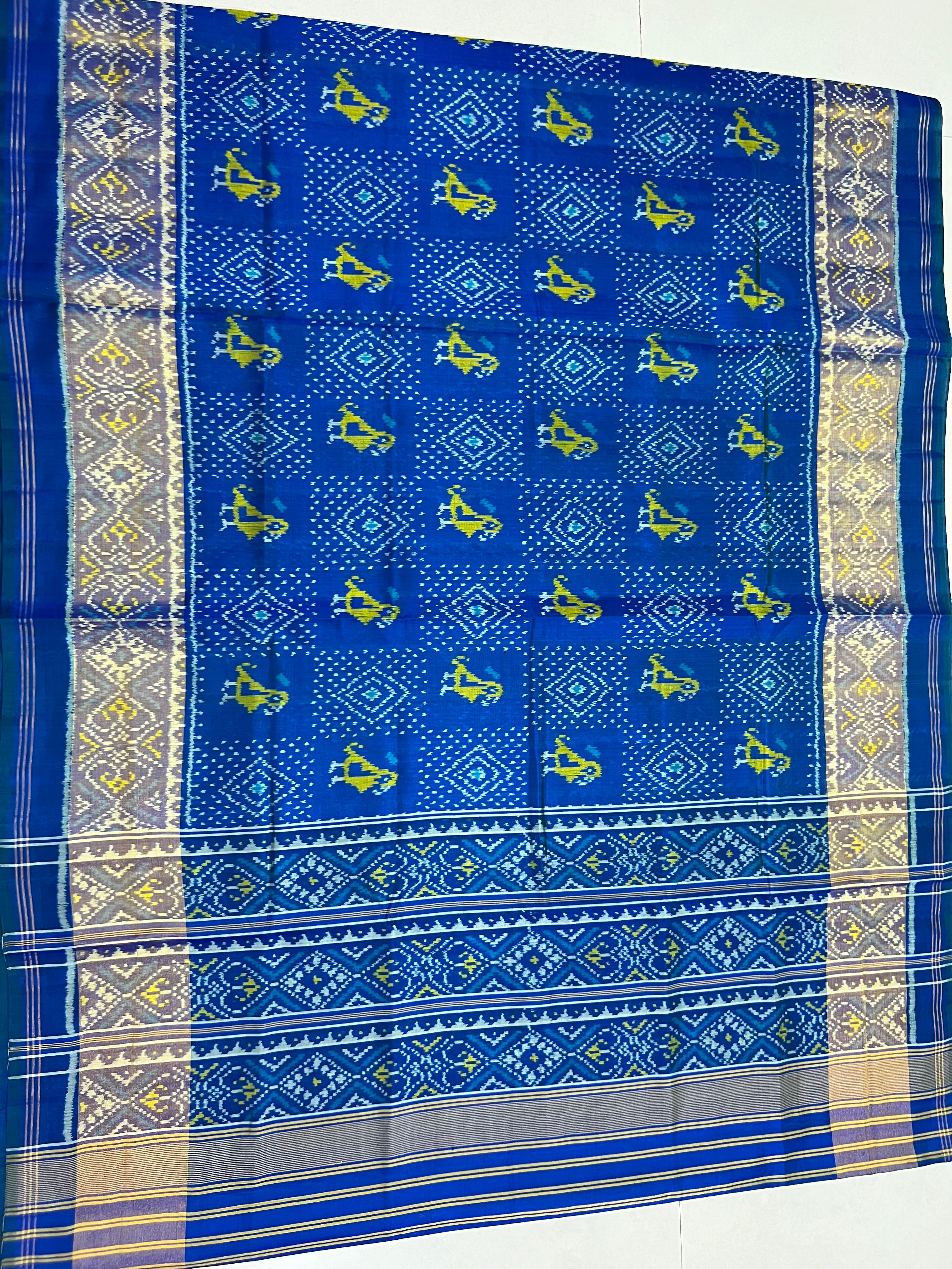 Traditional Design Handwoven Patola Silk Saree