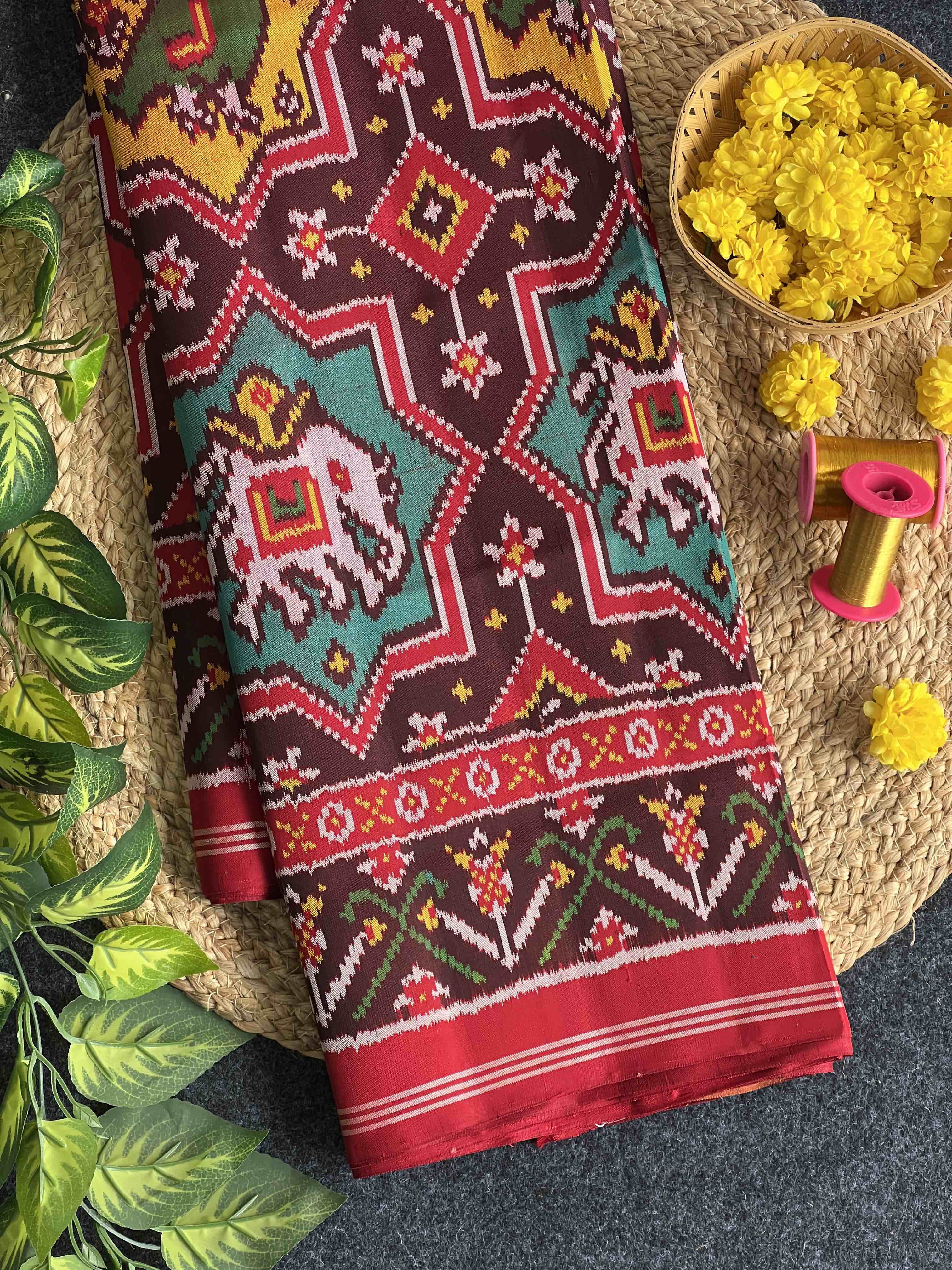 Exclusive Motif Design Handwoven Patola Silk Saree