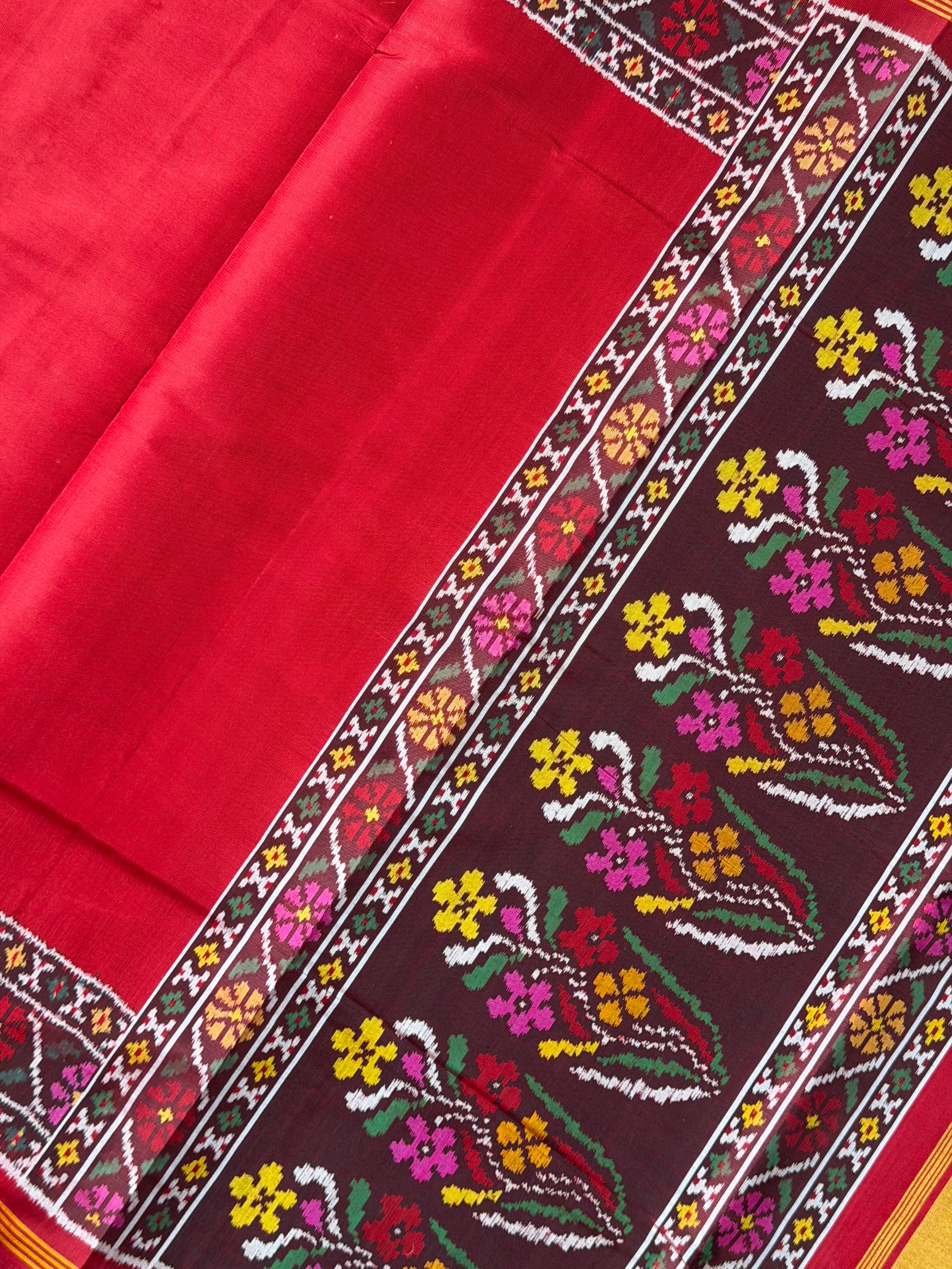 Plain Red Gala Border With Designer Blouse Handwoven Patola Silk Saree