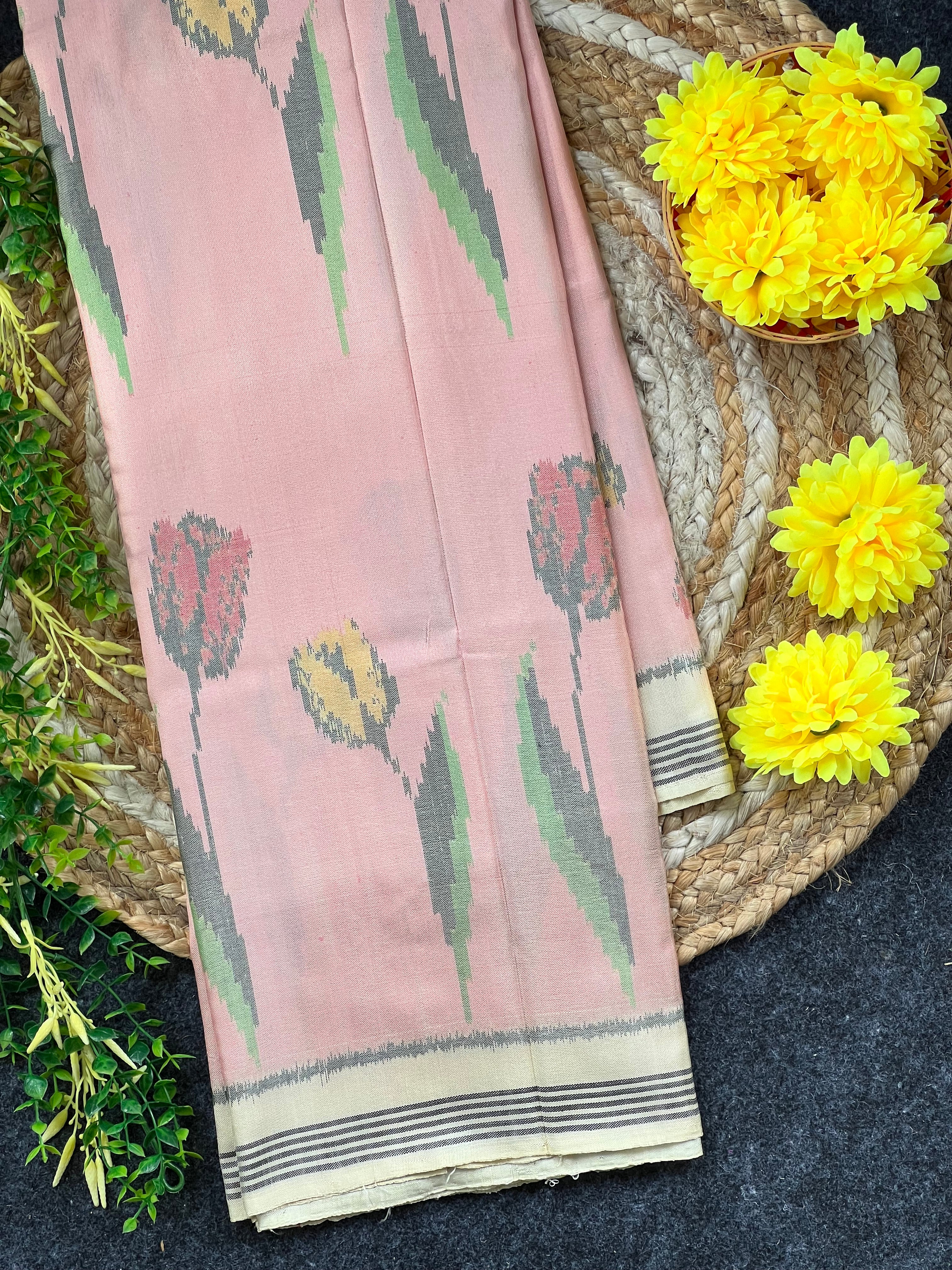 Exclusive Design Handwoven Patola Silk Saree