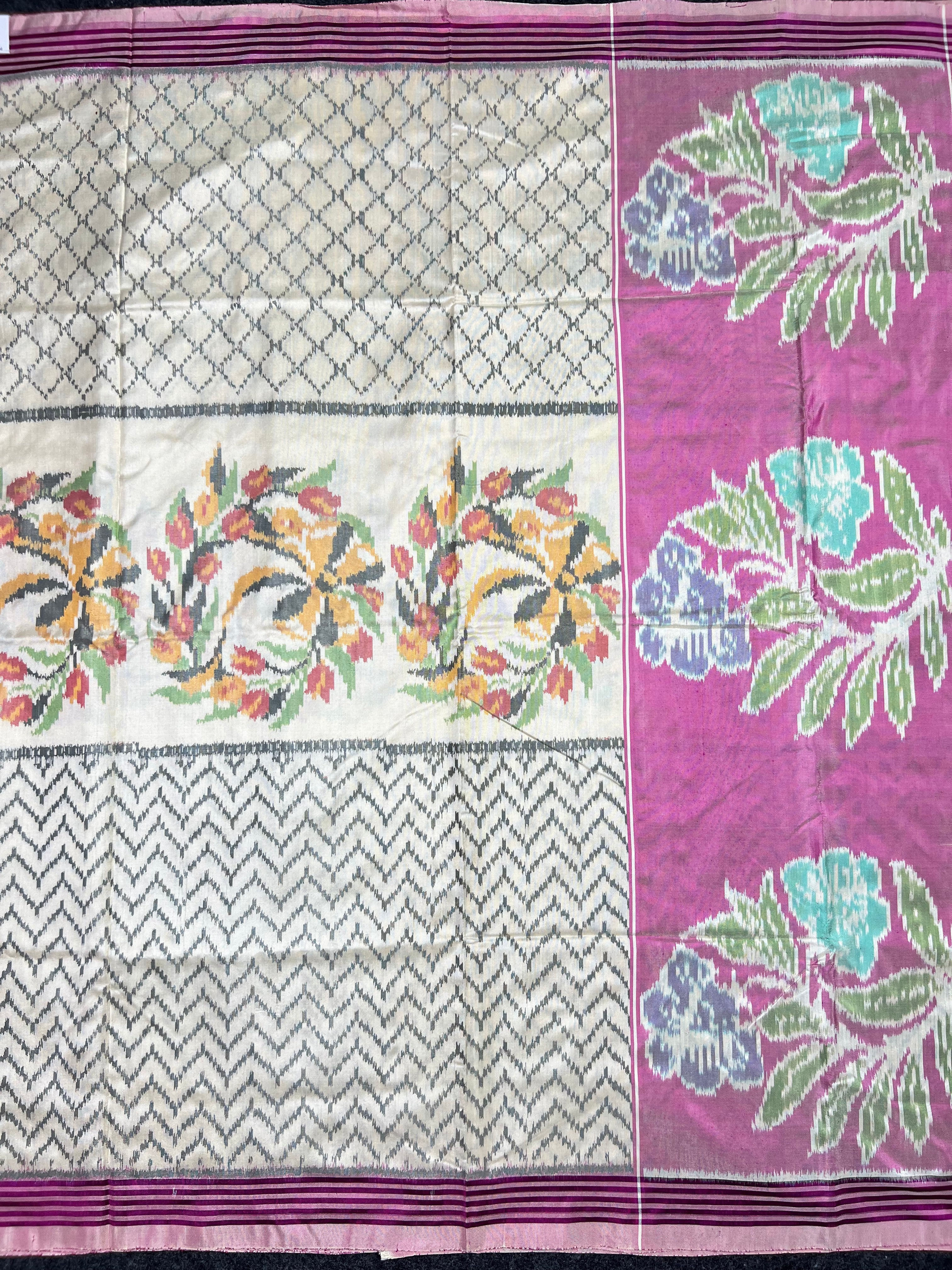 Pink-Off White with Designer Pallu Handwoven Patola Silk Saree