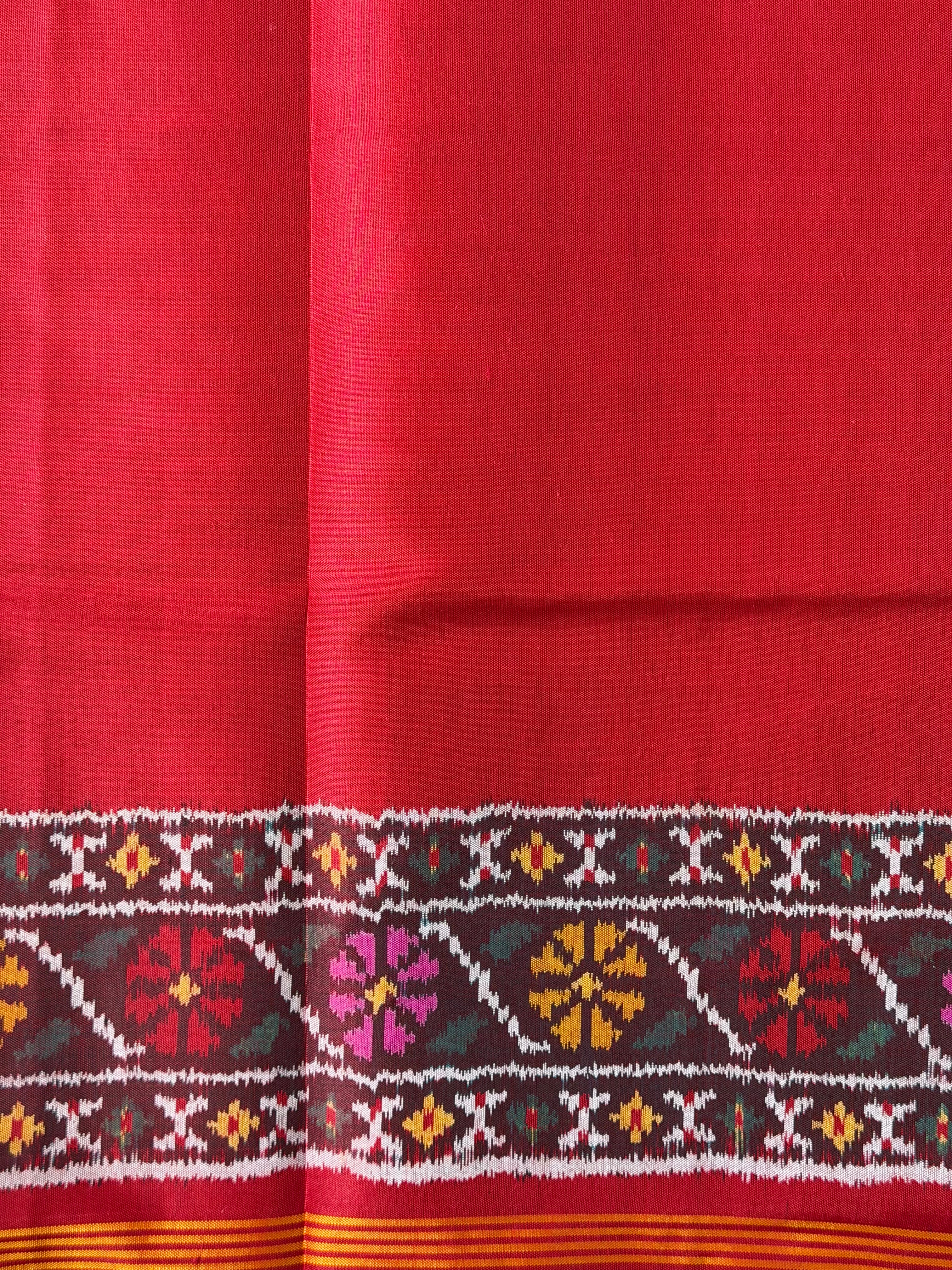 Plain Red Gala Border With Designer Blouse Handwoven Patola Silk Saree