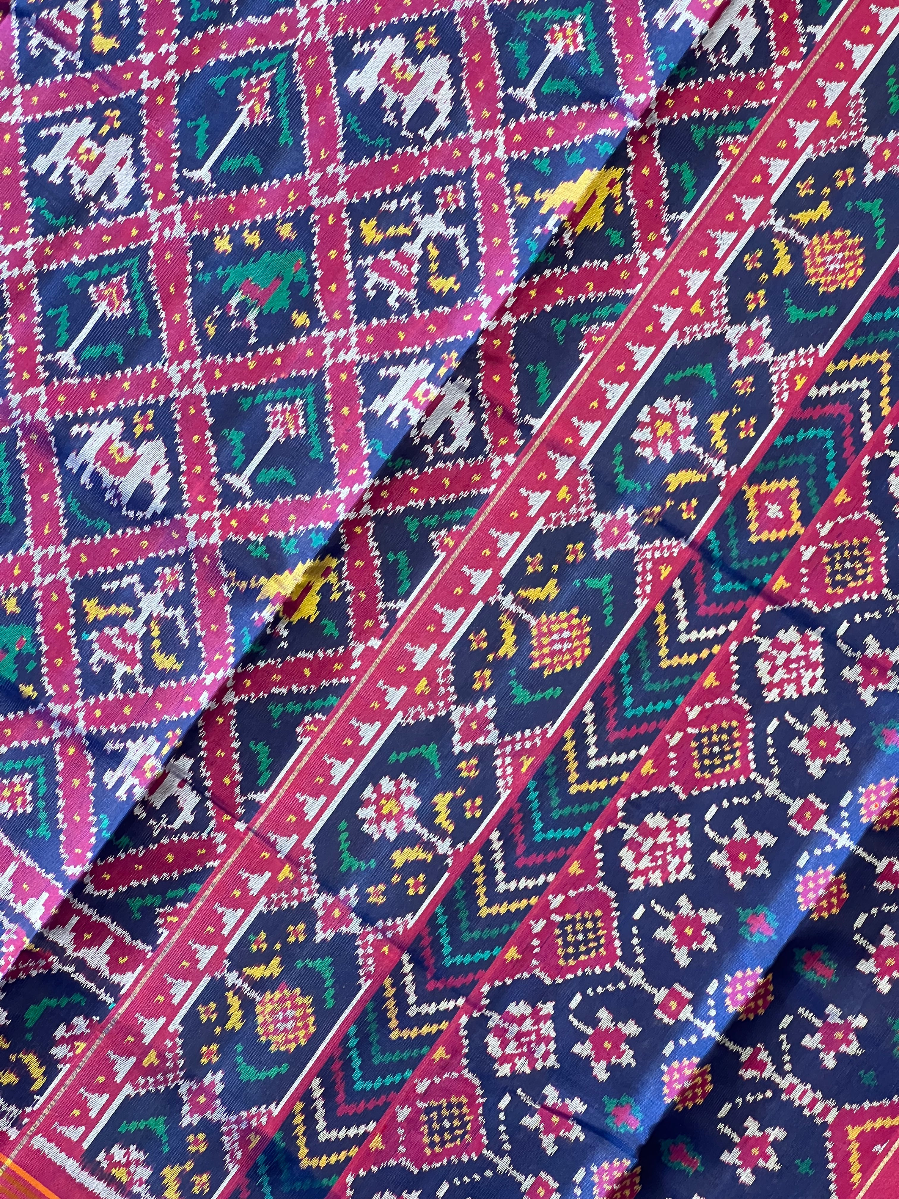 Pink Manekchowk Design Handwoven Patola Silk Saree