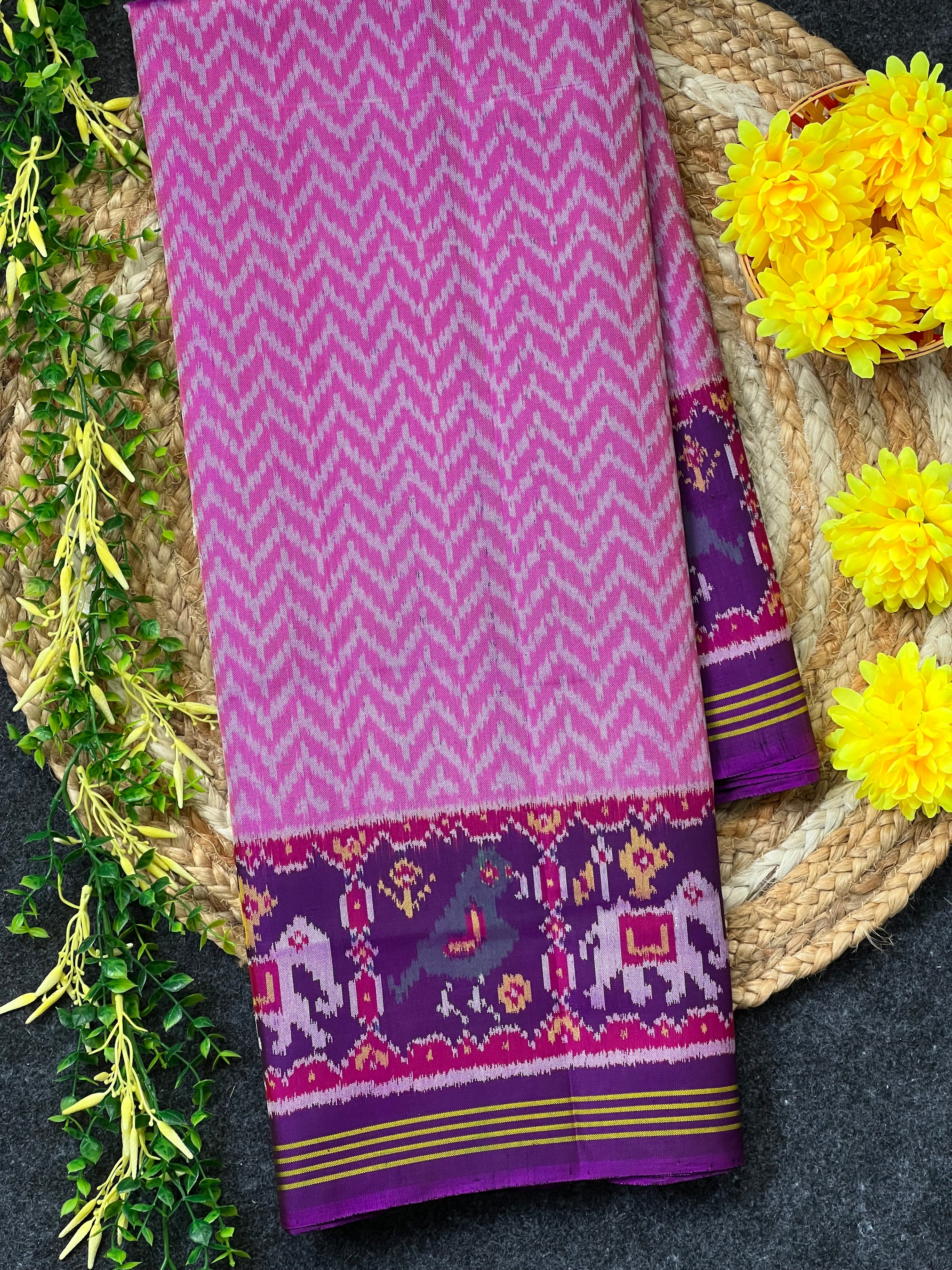 Laheriya Design Handwoven Patola Silk Saree